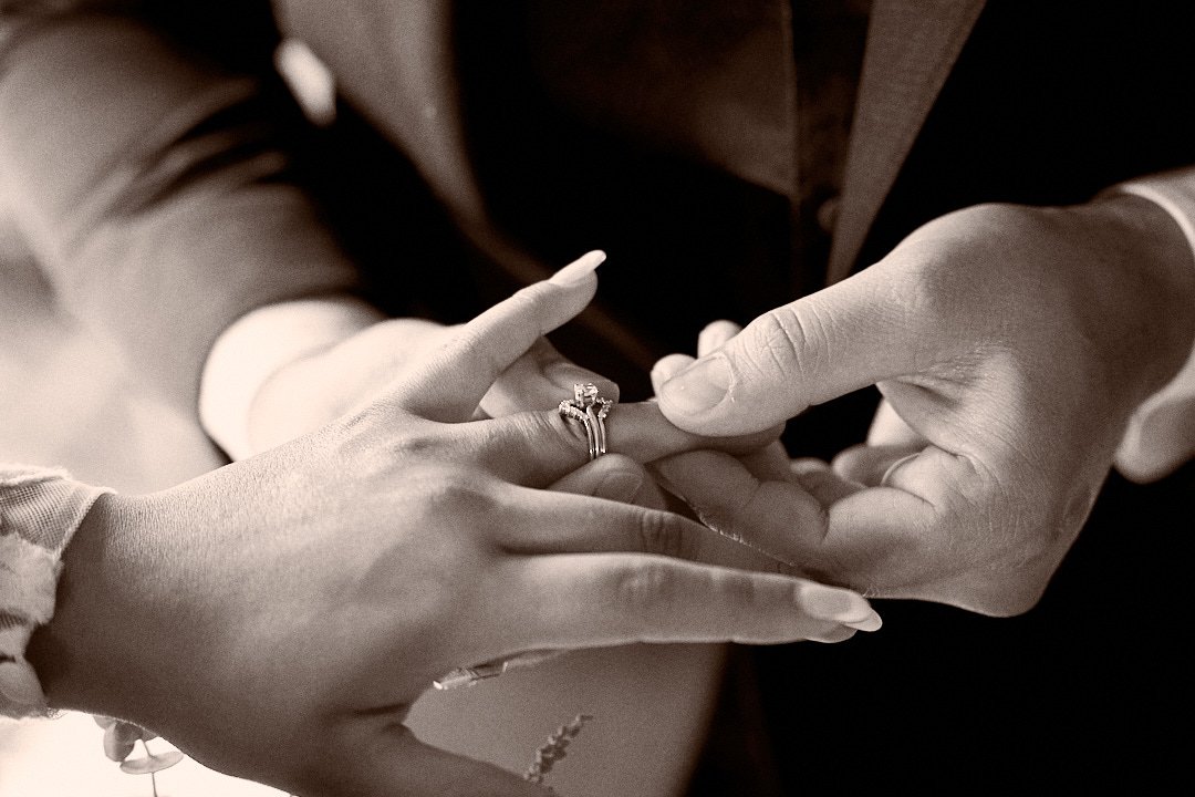 Gisela & Elijah (168) Social.jpg