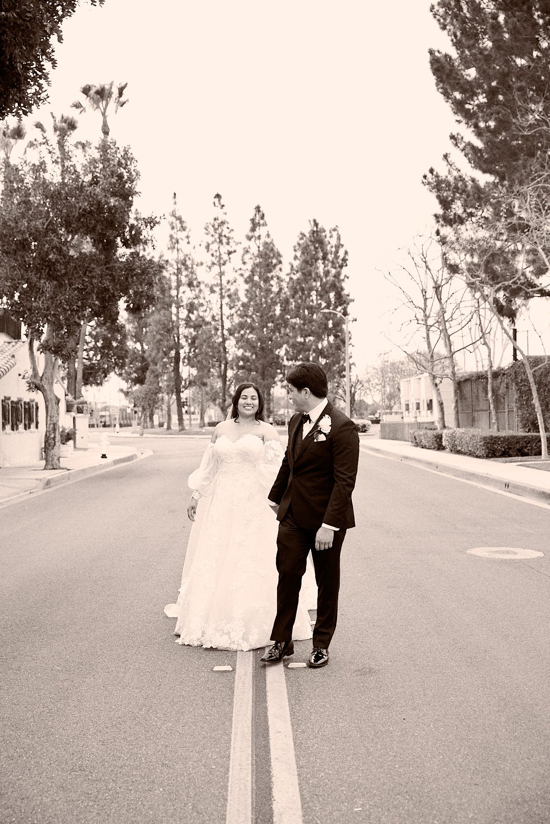 Gisela & Elijah (346) Social.jpg