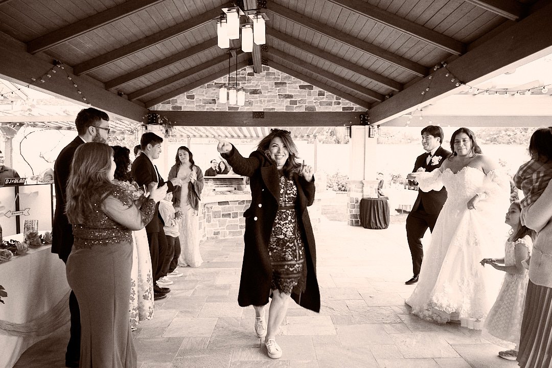 Gisela & Elijah (624) Social.jpg