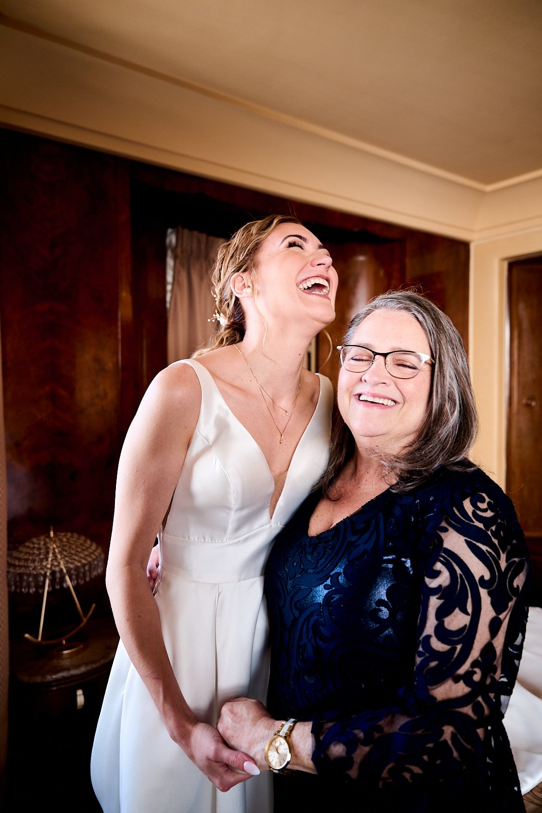 Erin & Evan (129) Social.jpg