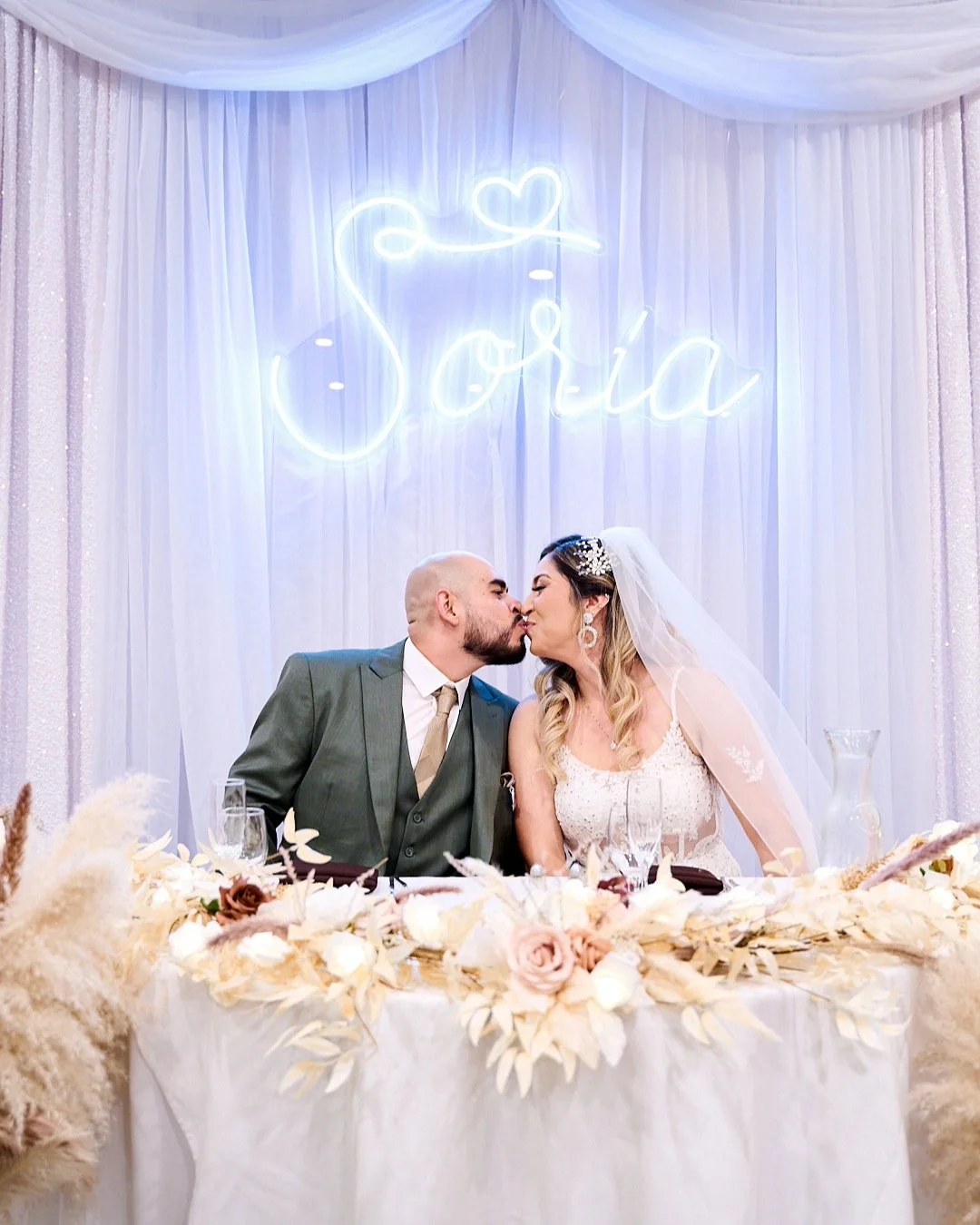 The grand entrance has traditionally been the moment when a couple is introduced as husband and wife for the first time. While that is a beautiful tradition, you can also have so much more fun with it. This is a perfect opportunity for your bridal pa