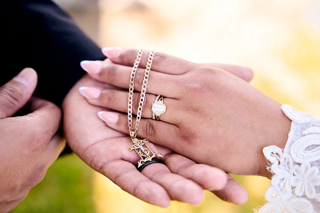 Arlene & Alexis (258) Social.jpg