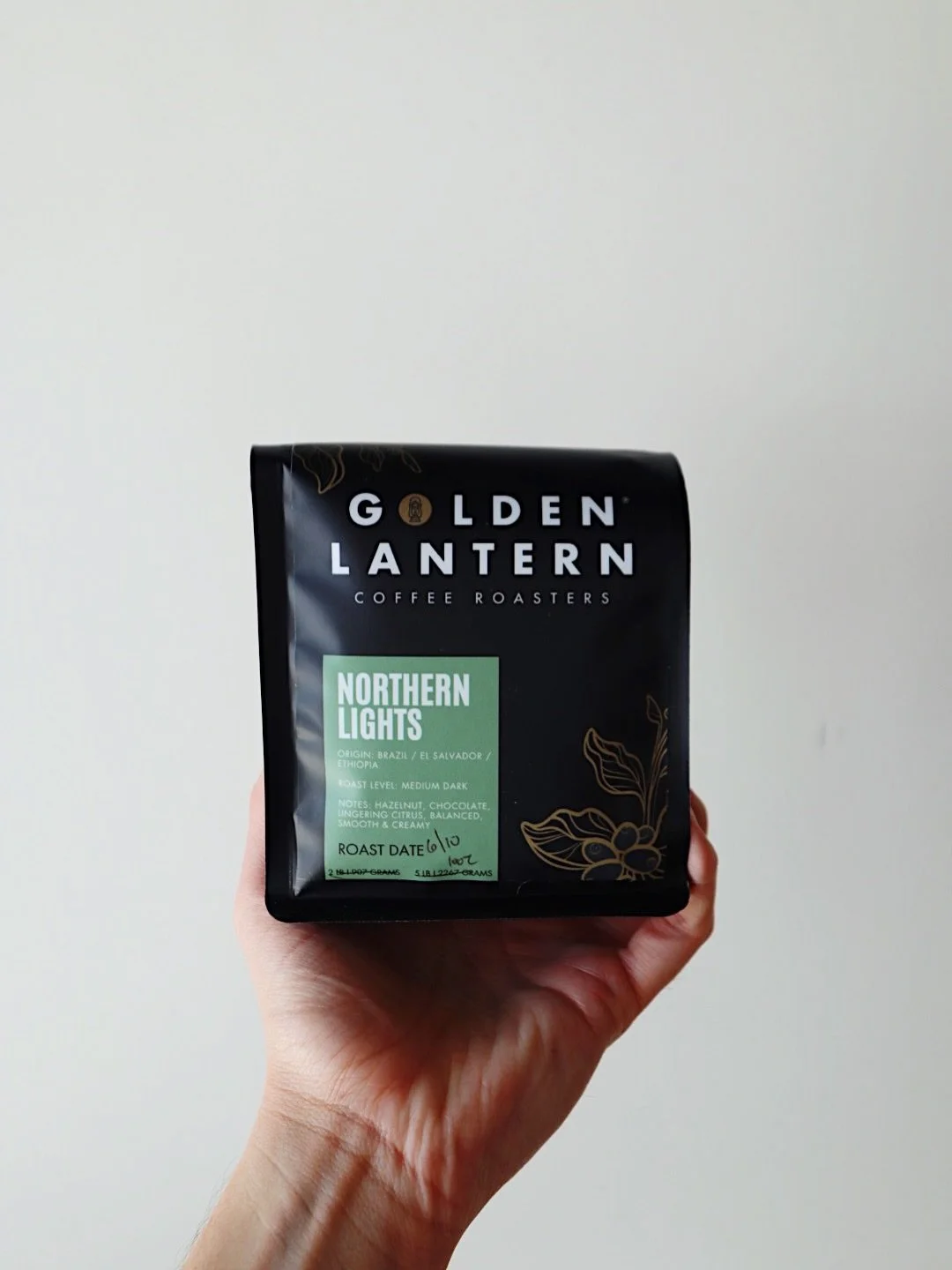 We are excited to be working with @goldenlanterncoffeeroasters for all our coffee needs! 
We are using their incredible Dark Horse roast, which has notes of dark chocolate and molasses for our cold brew and their Northern Lights roast for our house b
