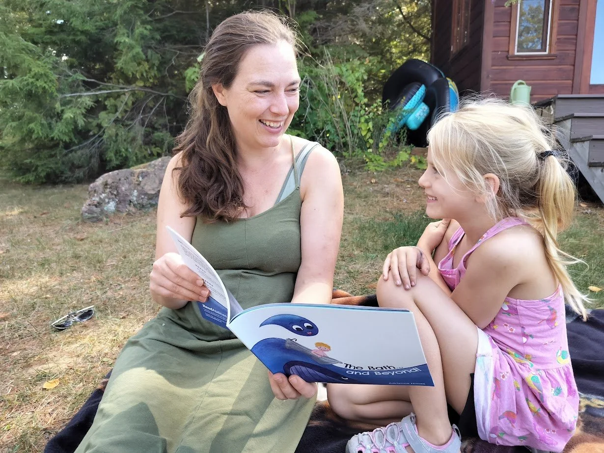 Jenny Mouse Reading The Bath and Beyond Book to her daughter.
