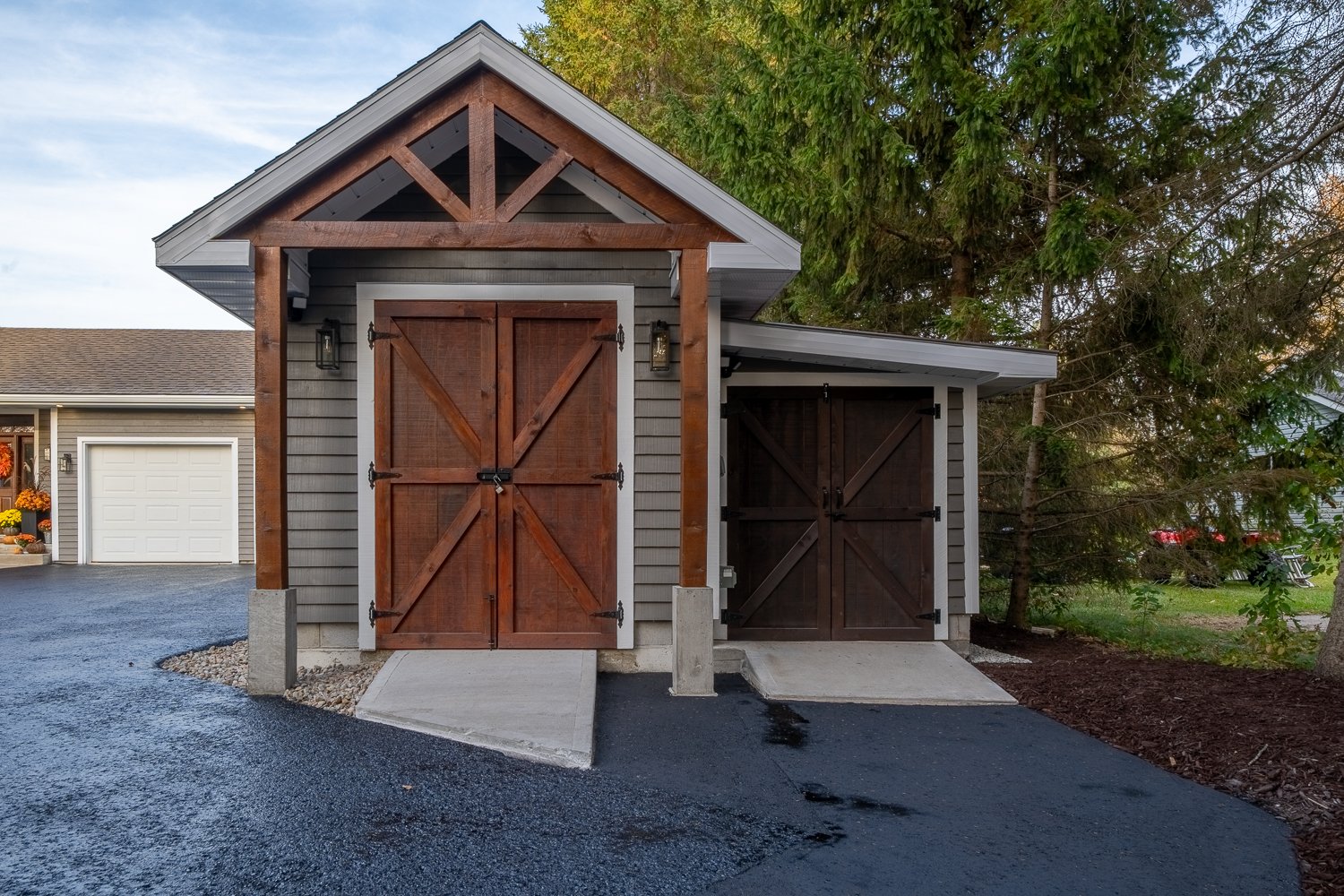 8 Crystalwood - MLS Ready - Look Around Media_-12.jpg