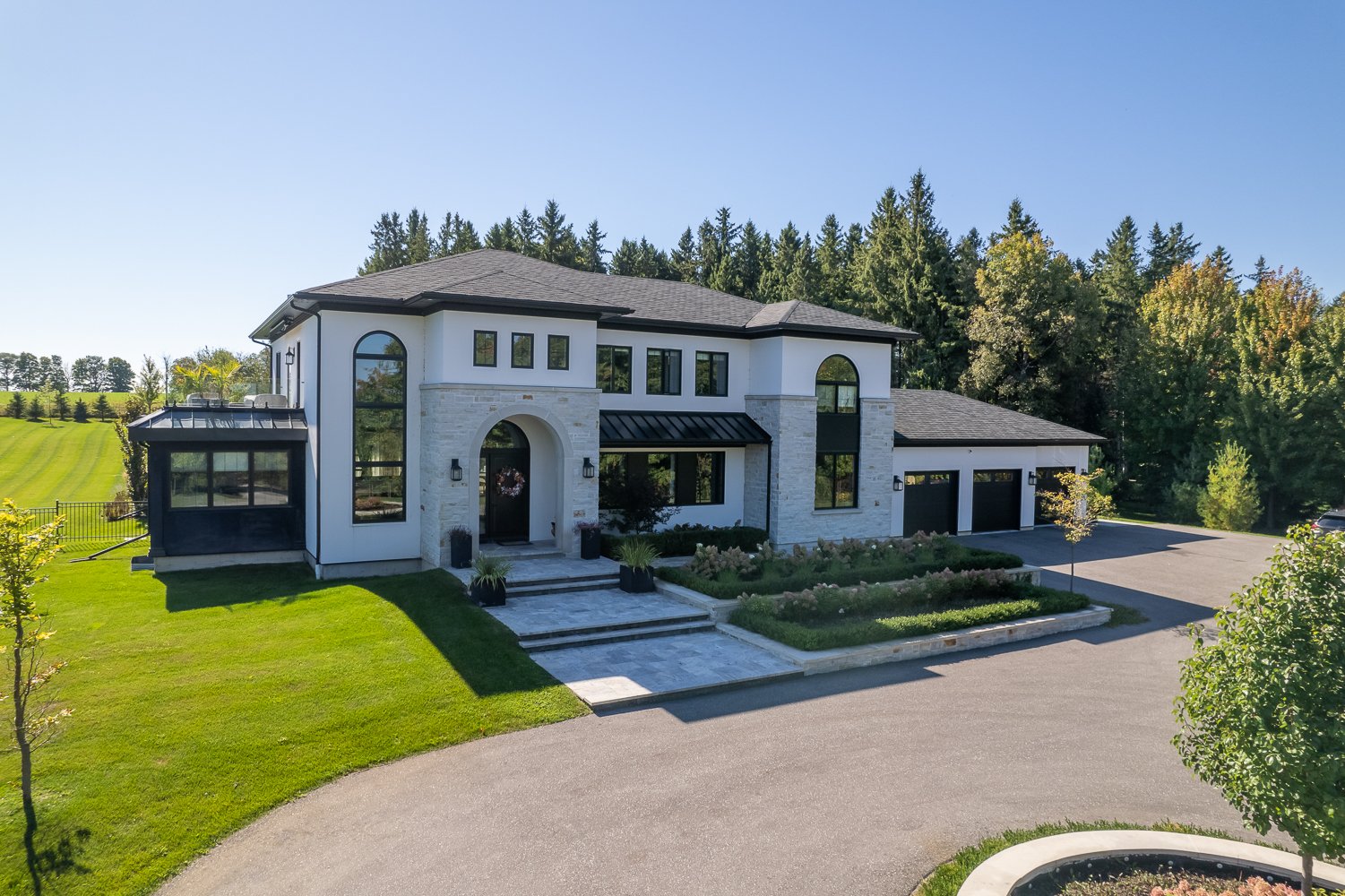 1015 shoreview - MLS ready - Look Around Media_-11.jpg