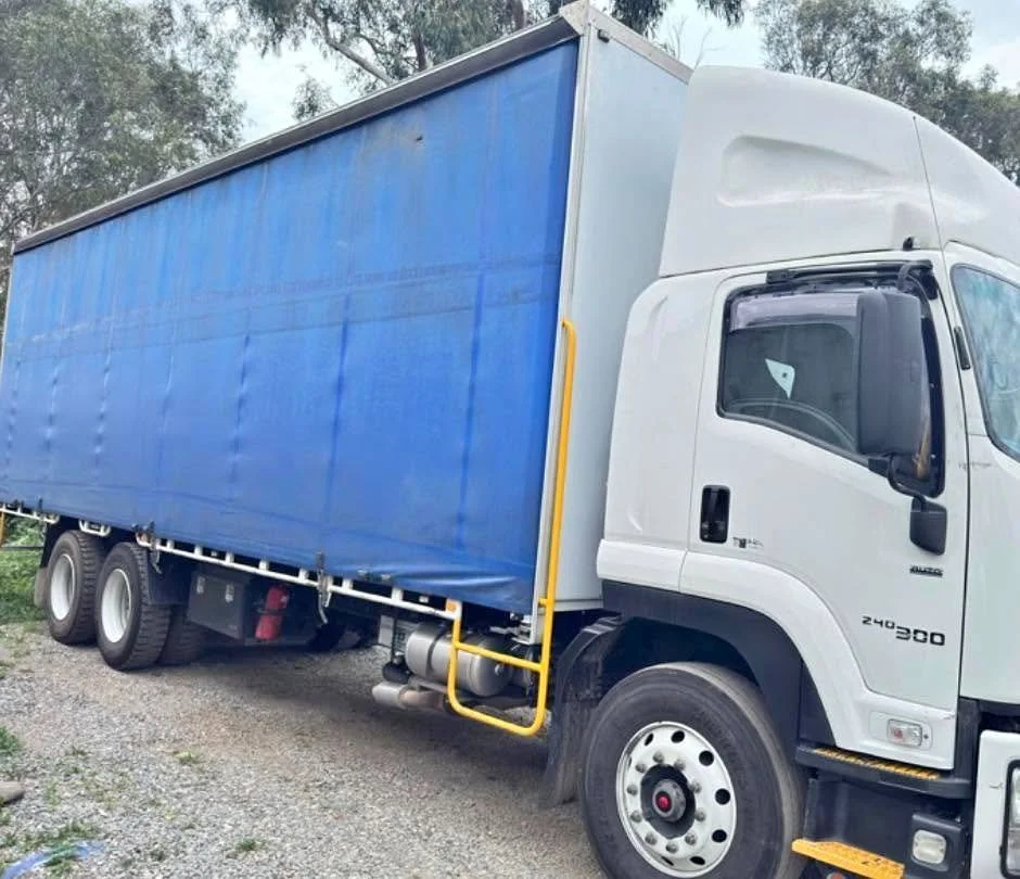 2021 Isuzu fvl.jpg