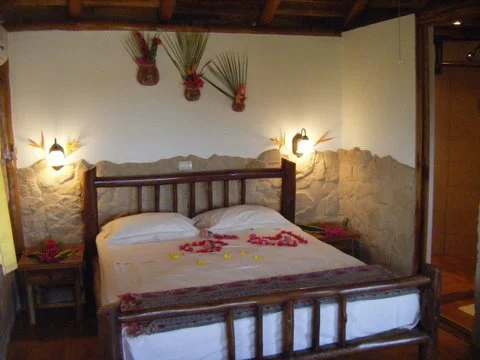 eatpaintlove_costarica_room.JPG