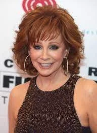 Reba McEntire Net Worth and Biography (2023)