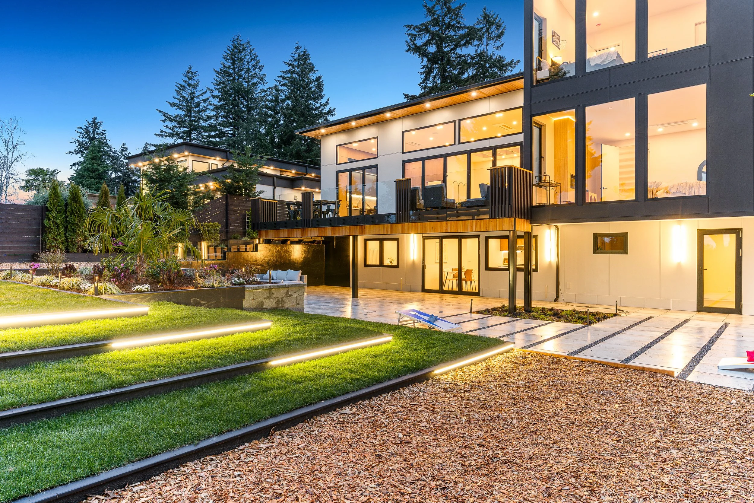 Mercer Island 3867 Twilight Back-4.jpg