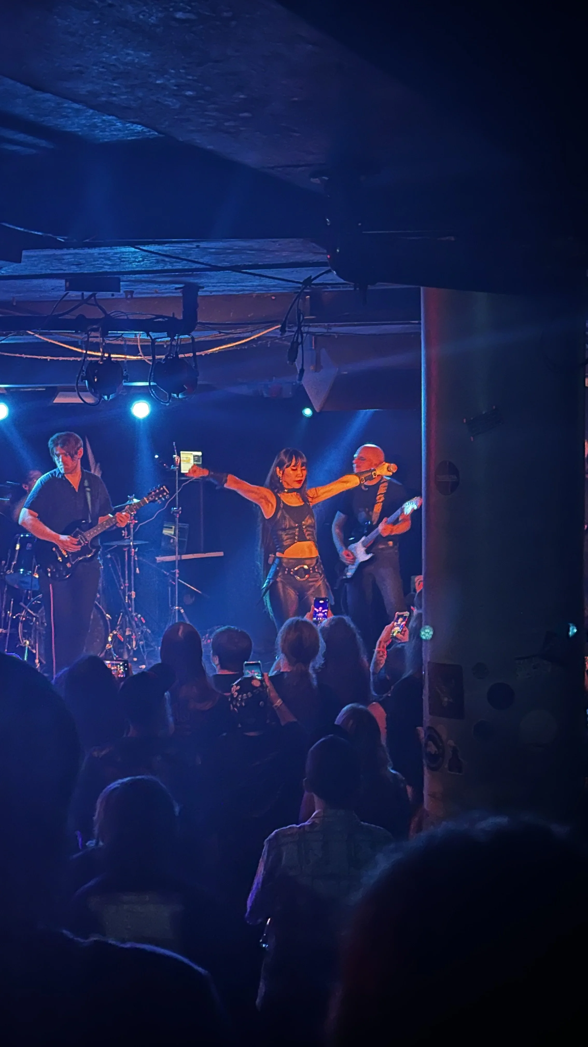 Isiliel Live in London: Gig Review