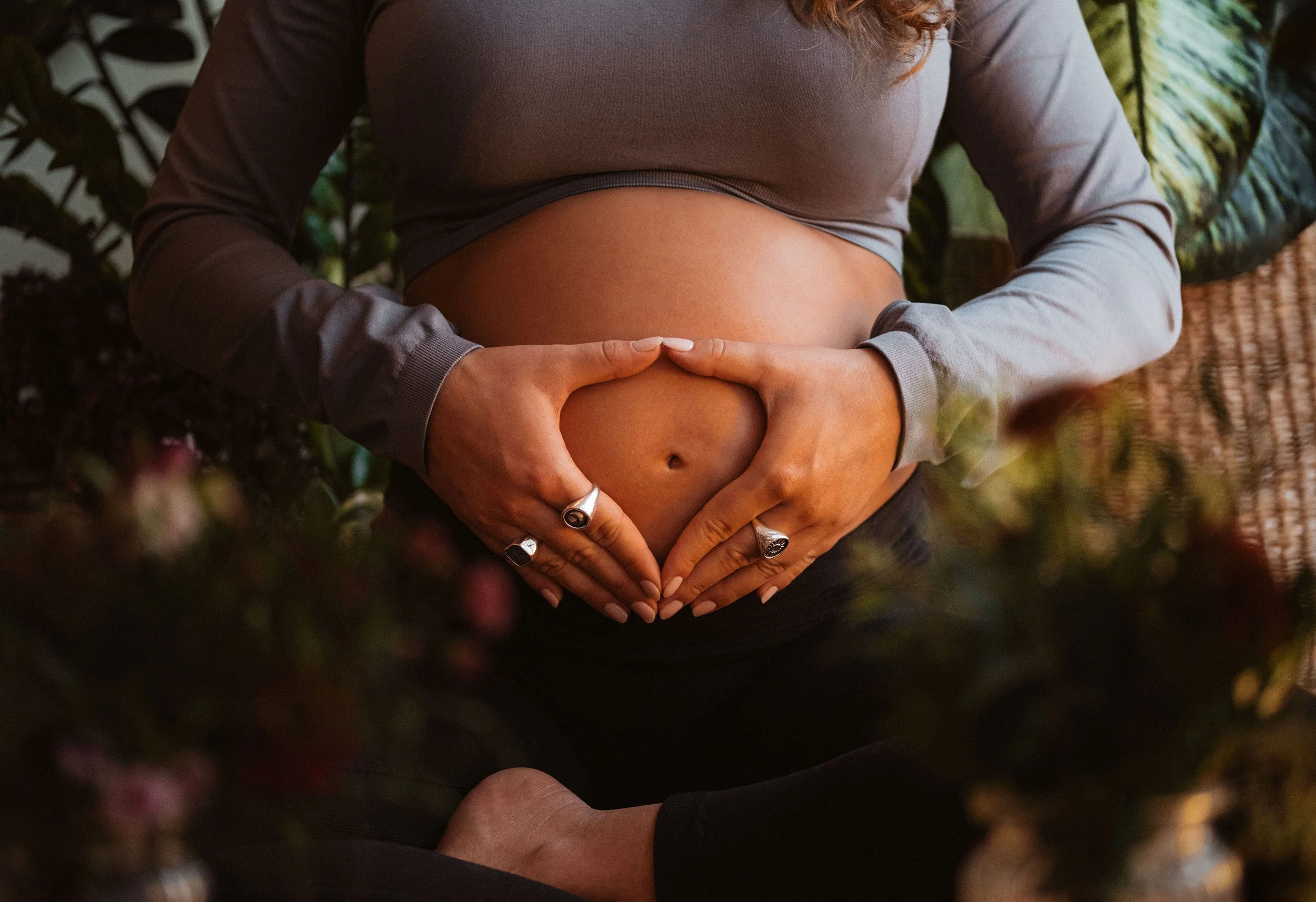 prenatal-yoga-photography-9.jpg