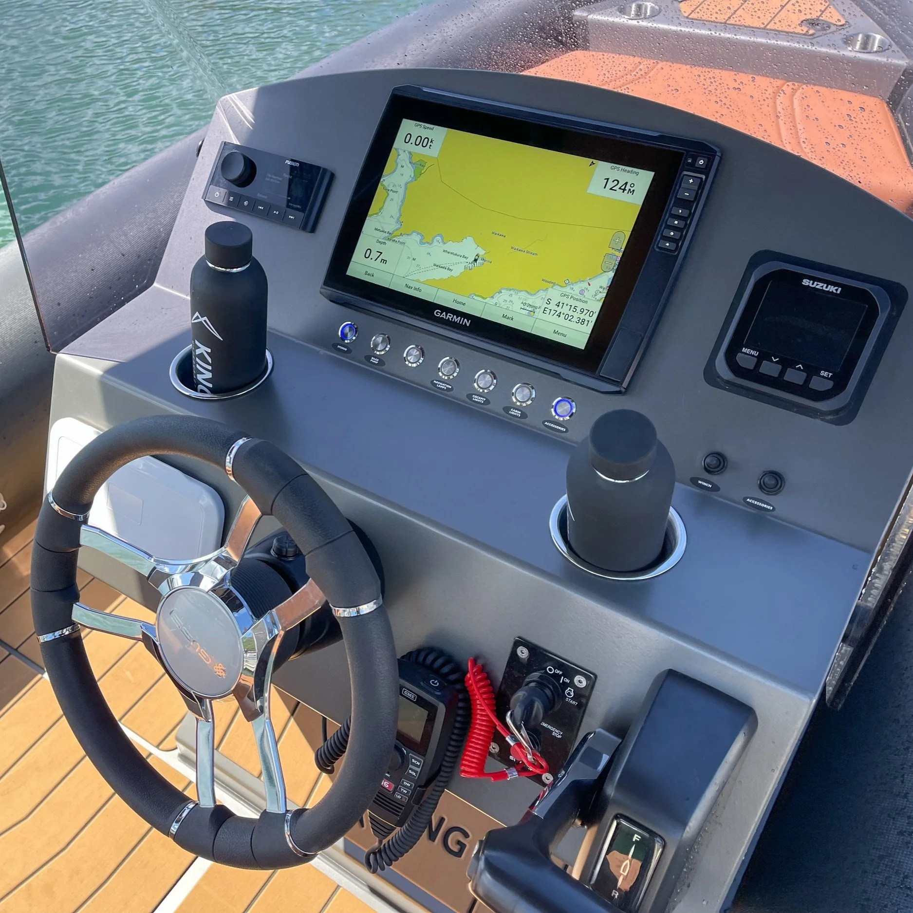 RIB console with Chart plotter, fish finder, gps and steering wheel