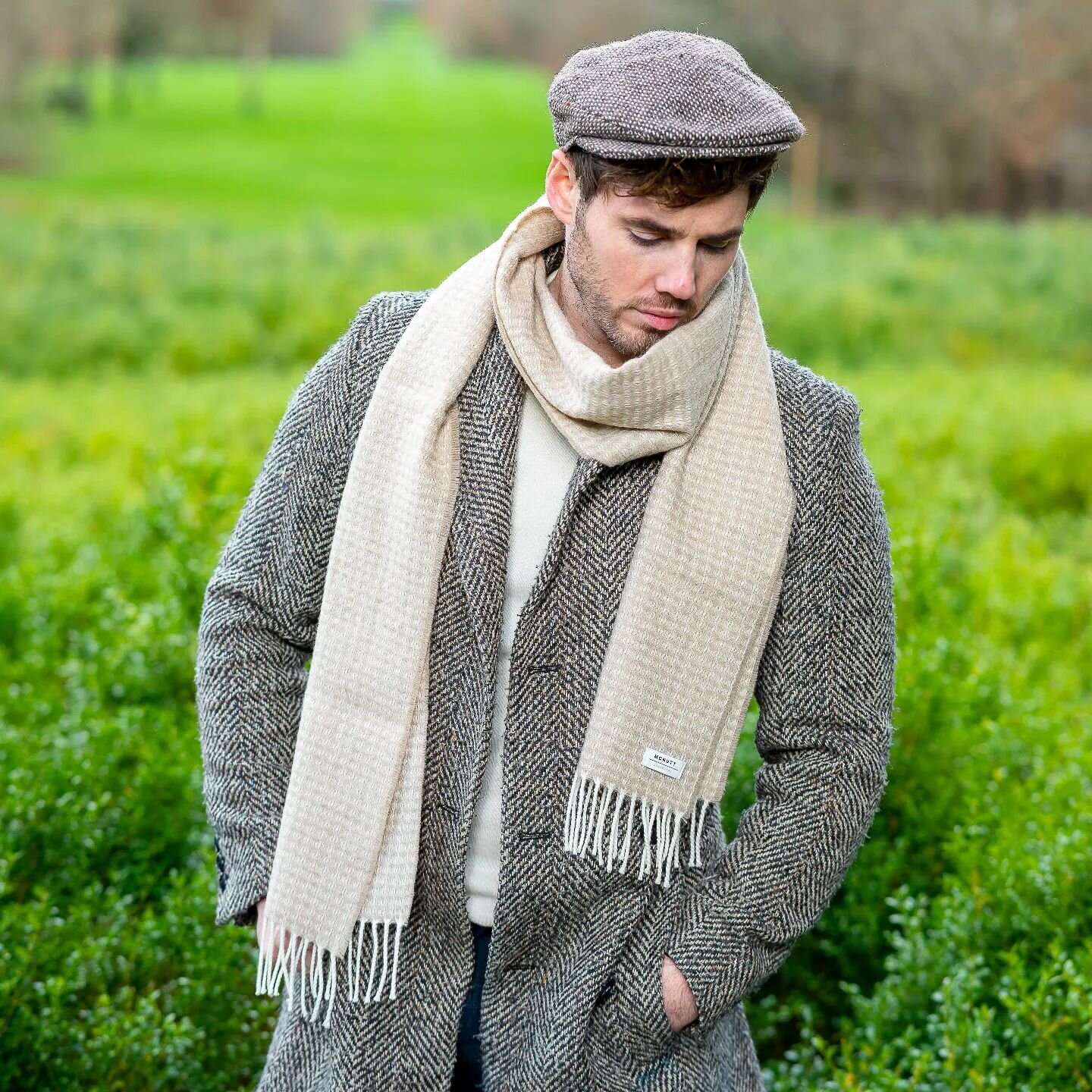 We&rsquo;ve taken away the pressure of gifting and created a carefully curated range of tweed cap and scarf gift sets 🎁. Each set is inspired by a local area and is truly Donegal! 

Featured here is our G&aacute;inne M&oacute;r gift set which pairs 