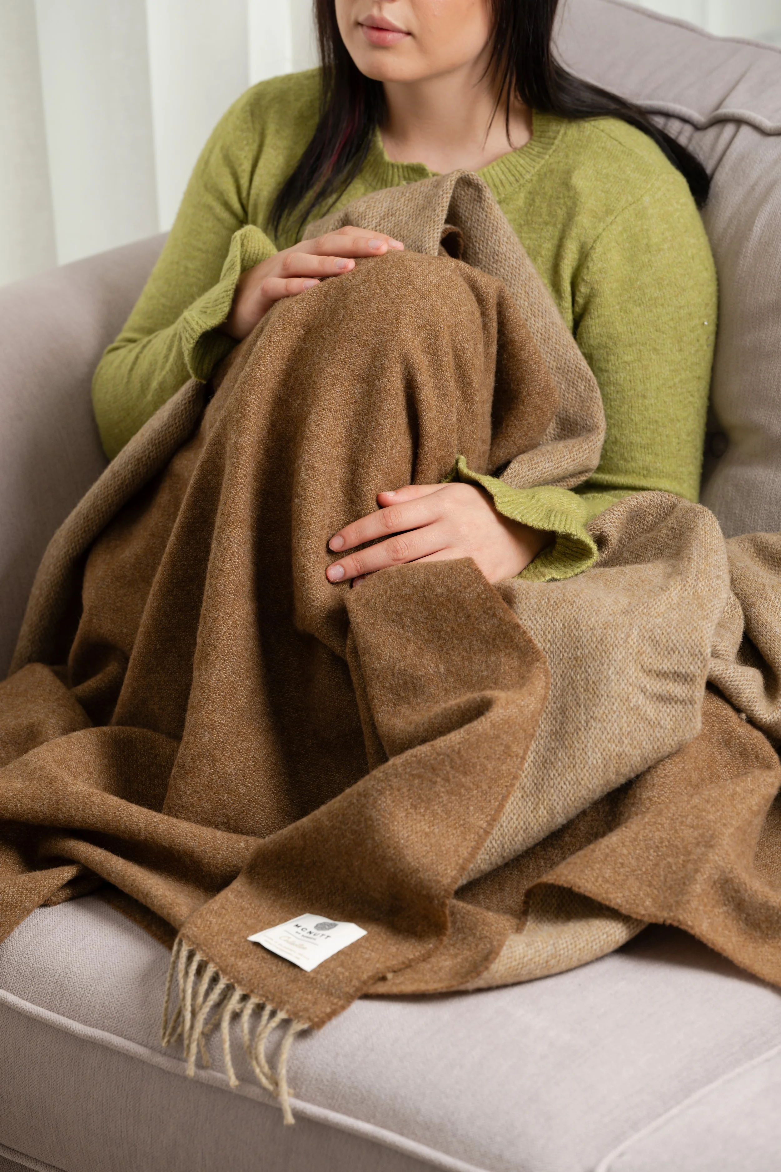 Chestnut Reversible Throw