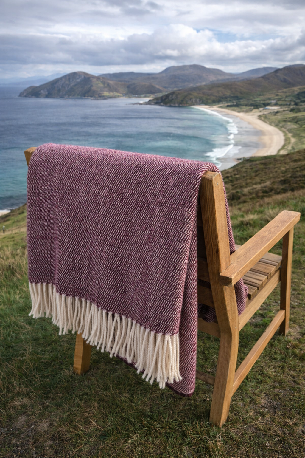 Errigal Contour Burgundy Throw 2.png