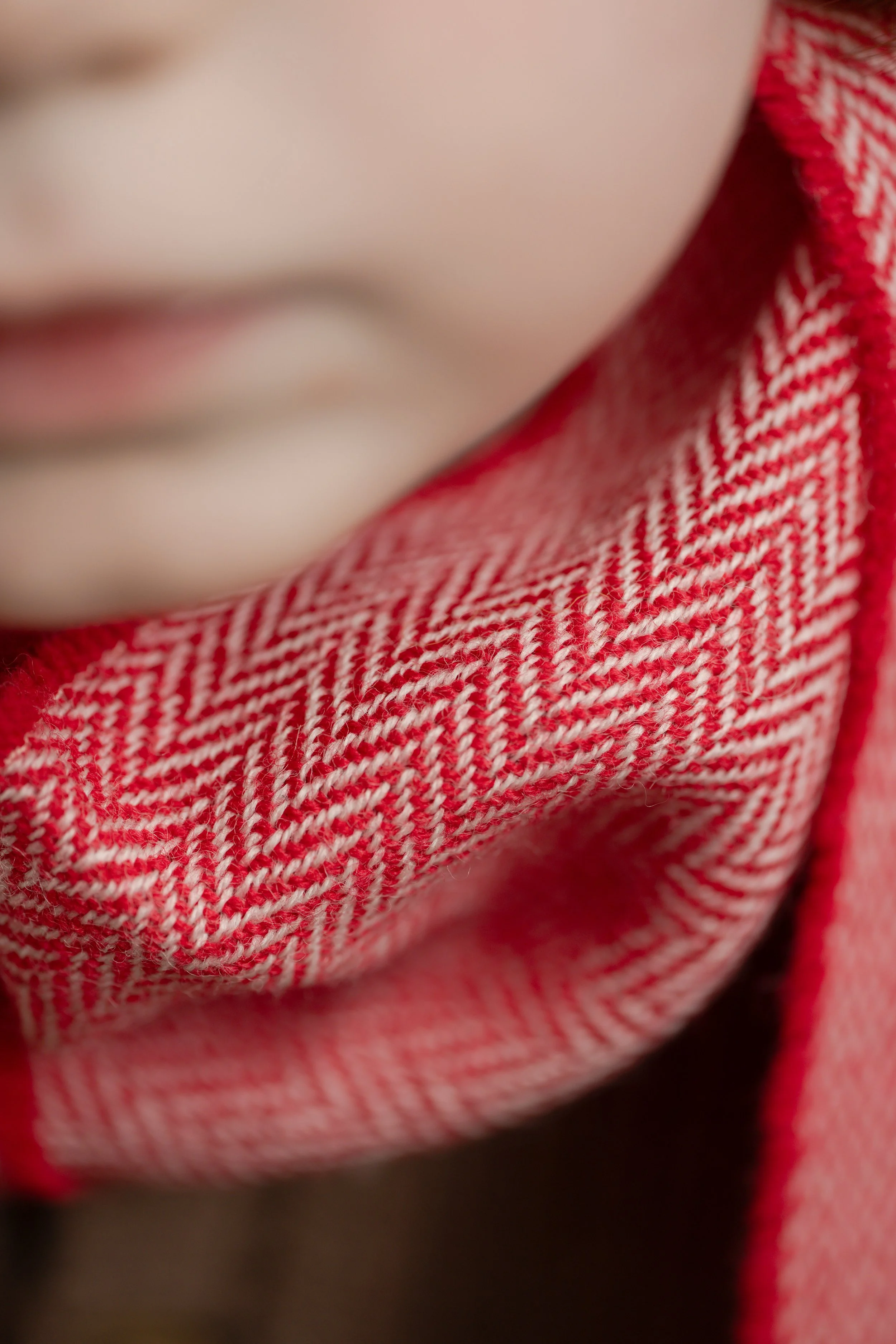 Red Child Scarf 9.jpg