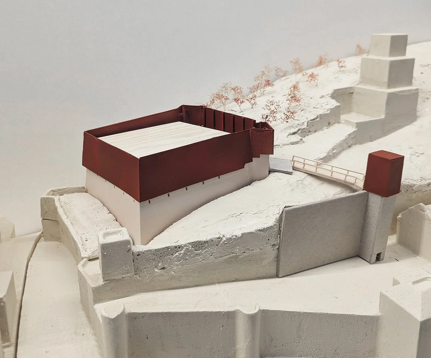 00_2026-master-architektur-beutenmueller-kraemerr-smith-model foto.jpg