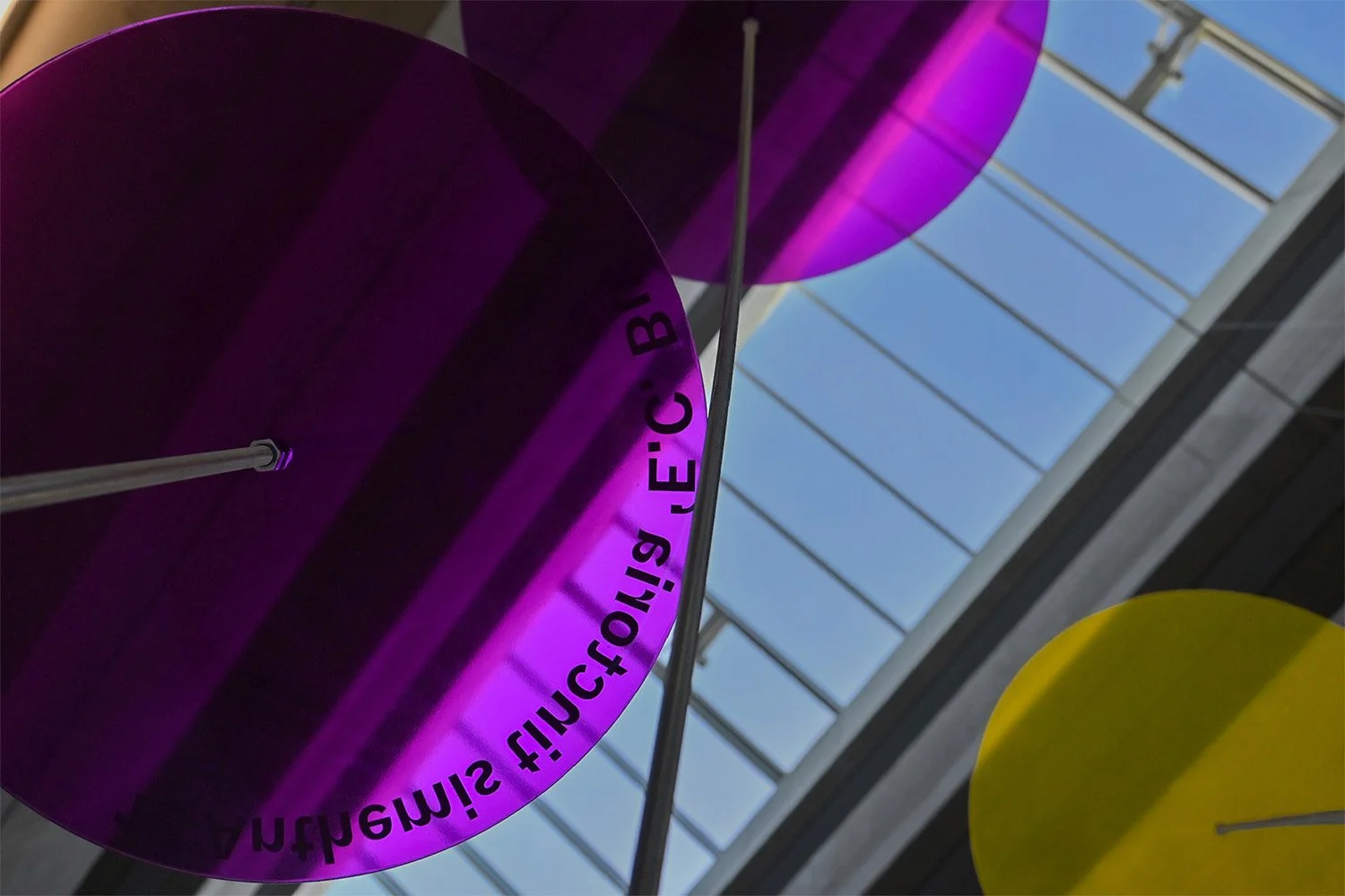 09-2026-bachelor-innenarchitektur-Jurtschak-UnterPflanzen.jpg