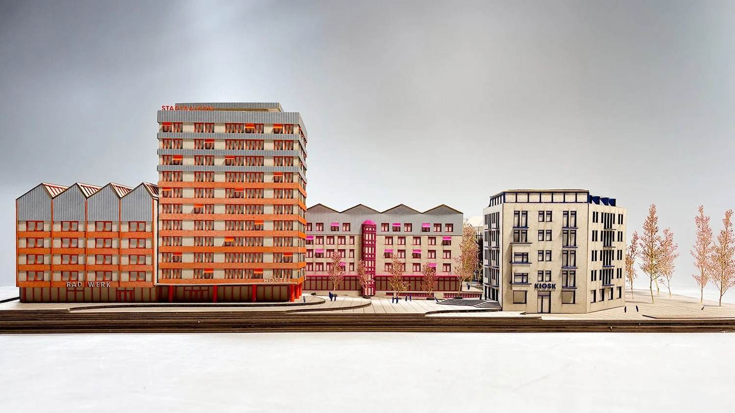 12_2026-master-architektur-fitschen-kepenek-kletzsch-koenig-krueger-schneck-modell-ansicht-sued.jpg