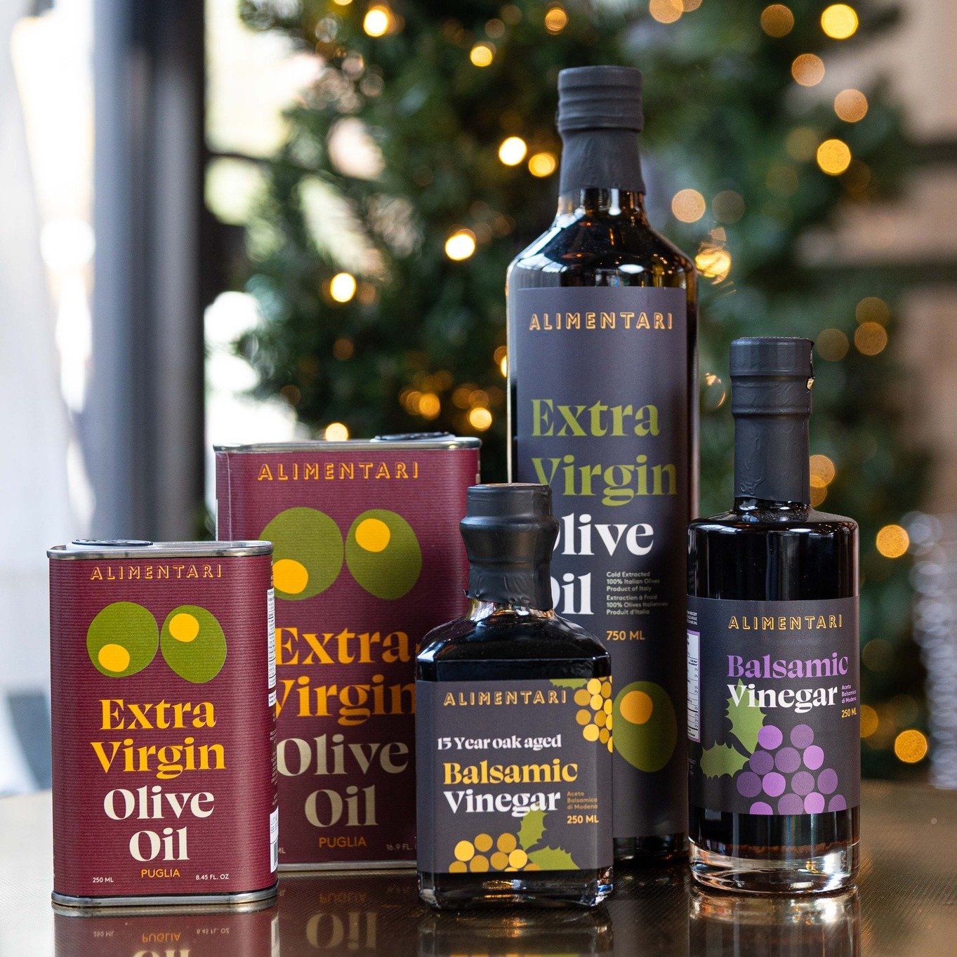 Day 3 of our 12 Days of Christmas ✨

Alimentari EVOO &amp; vinegars: Our house olive oils and balsamic vinegars make for the perfect gift for a food-lover and home cook. Try our new red-label Pugliese olive oil, which is the perfect finishing oil, fu