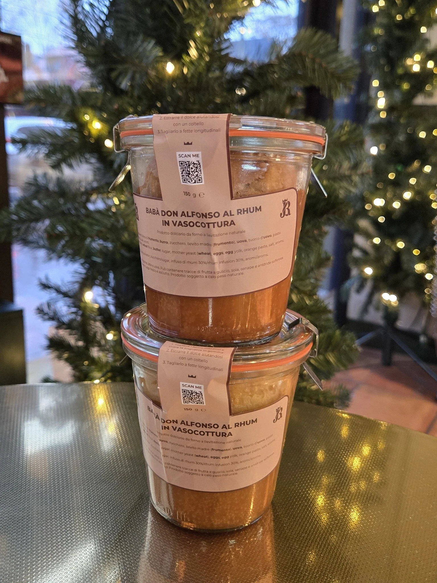 Day 6 of our 12 Days of Christmas ✨
Baba al Rhum: Originated in France.🇫🇷 A small yeasted sponge cake soaked in a warm rum syrup.

You can find these delicious cakes throughout Italy but primarily in Naples, where they are soaked in limoncello! 🍋