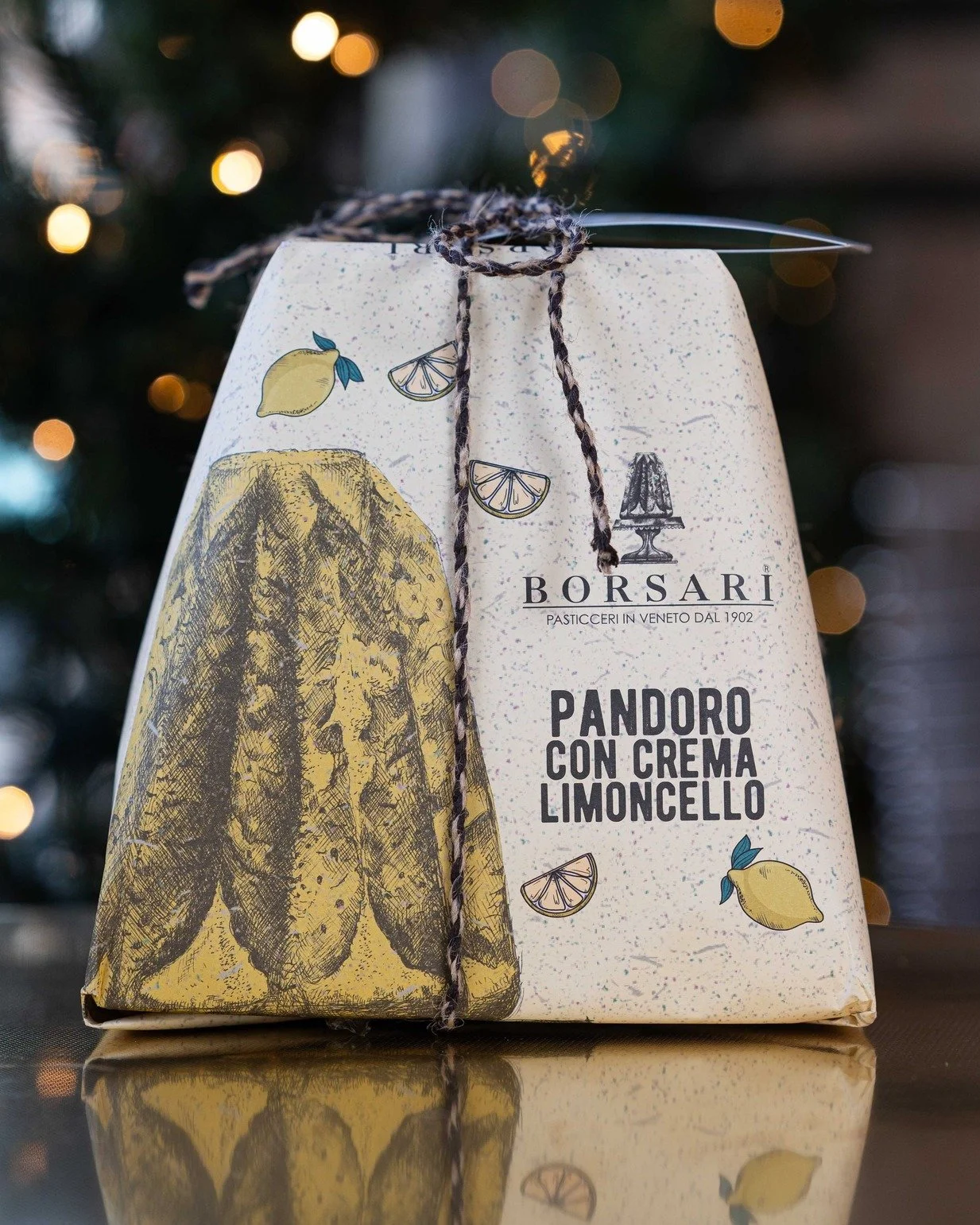 Day 9 of our 12 Days of Christmas ✨

Pandoro: Originated in Verona, Italy. Sweet, eggy bread or cake, traditionally served at New Year celebrations. Rich, buttery, and dusted with powdered sugar, it is delicious served with lemon curd! 🤩🤤