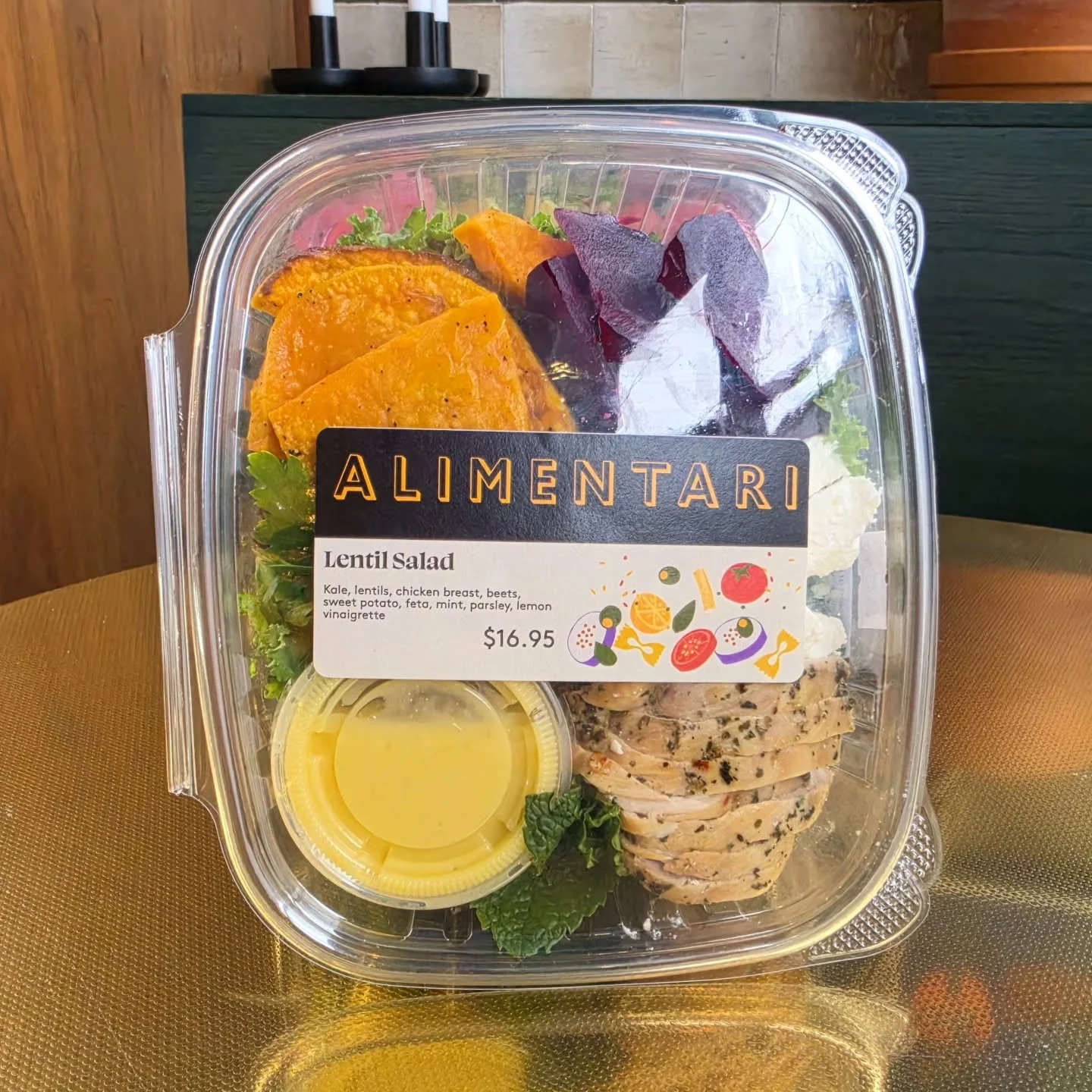 Fresh, filling, and made for spring lunches ☀️🥗

Say hello to the newest additions to our grab &amp; go fridge:
🥬 Lentil Salad
🫒 Deli Salad
🥩 Steak Salad

From bold Italian flavours to fresh seasonal ingredients, these salads are made for easy lu