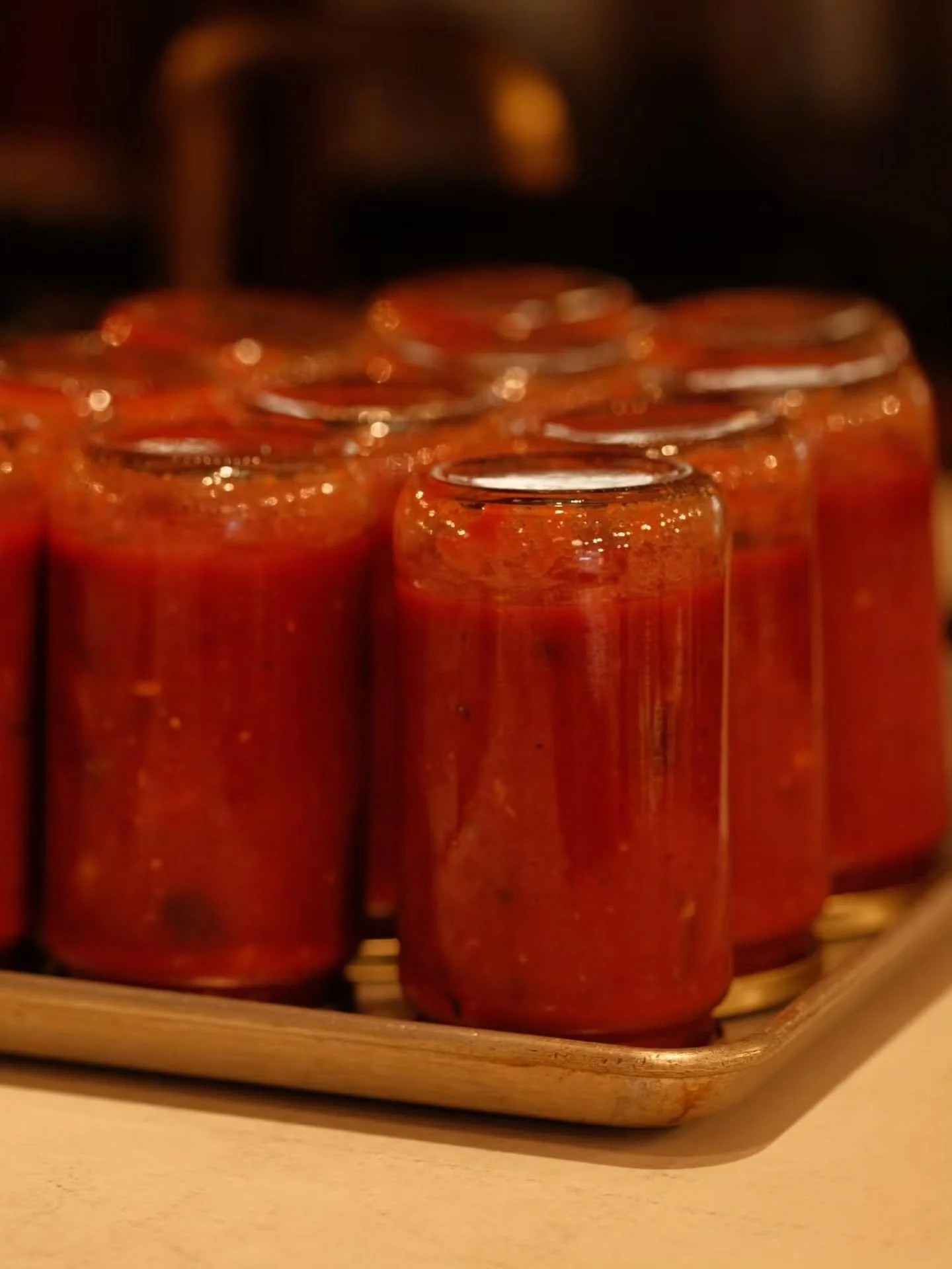 Homemade taste, made in-store.

Our house-made sauces are available in four delicious varieties:
- Simple Tomato 🍅 
- Spicy Tomato 🌶
- Puttanesca 🫒
- Eggplant. 🍆

Perfect for easy dinners and featured in some of our prepared favourites. 🇮🇹✨

#s