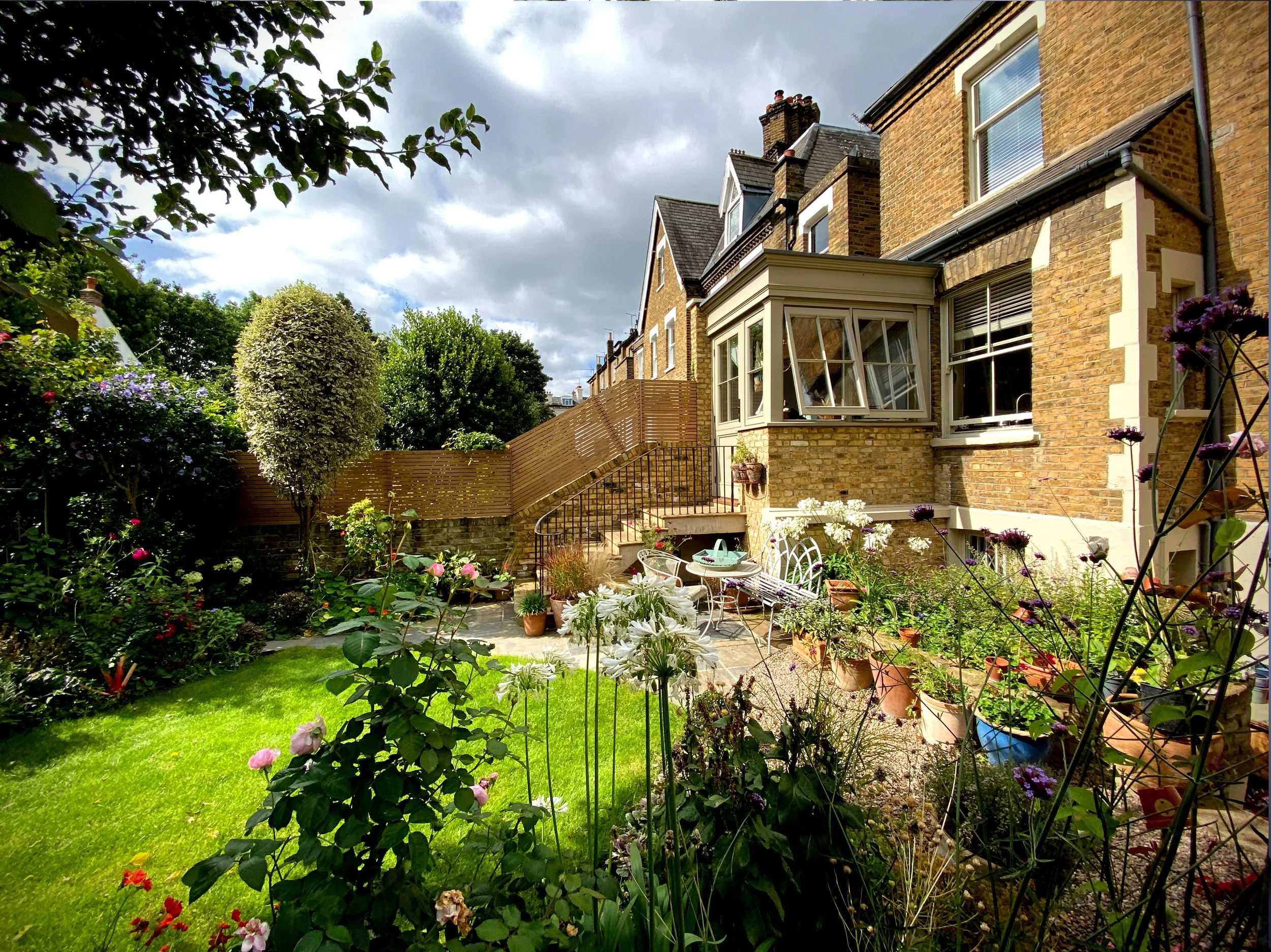 Grove Park Gardens, Chiswick — Graphic Structures