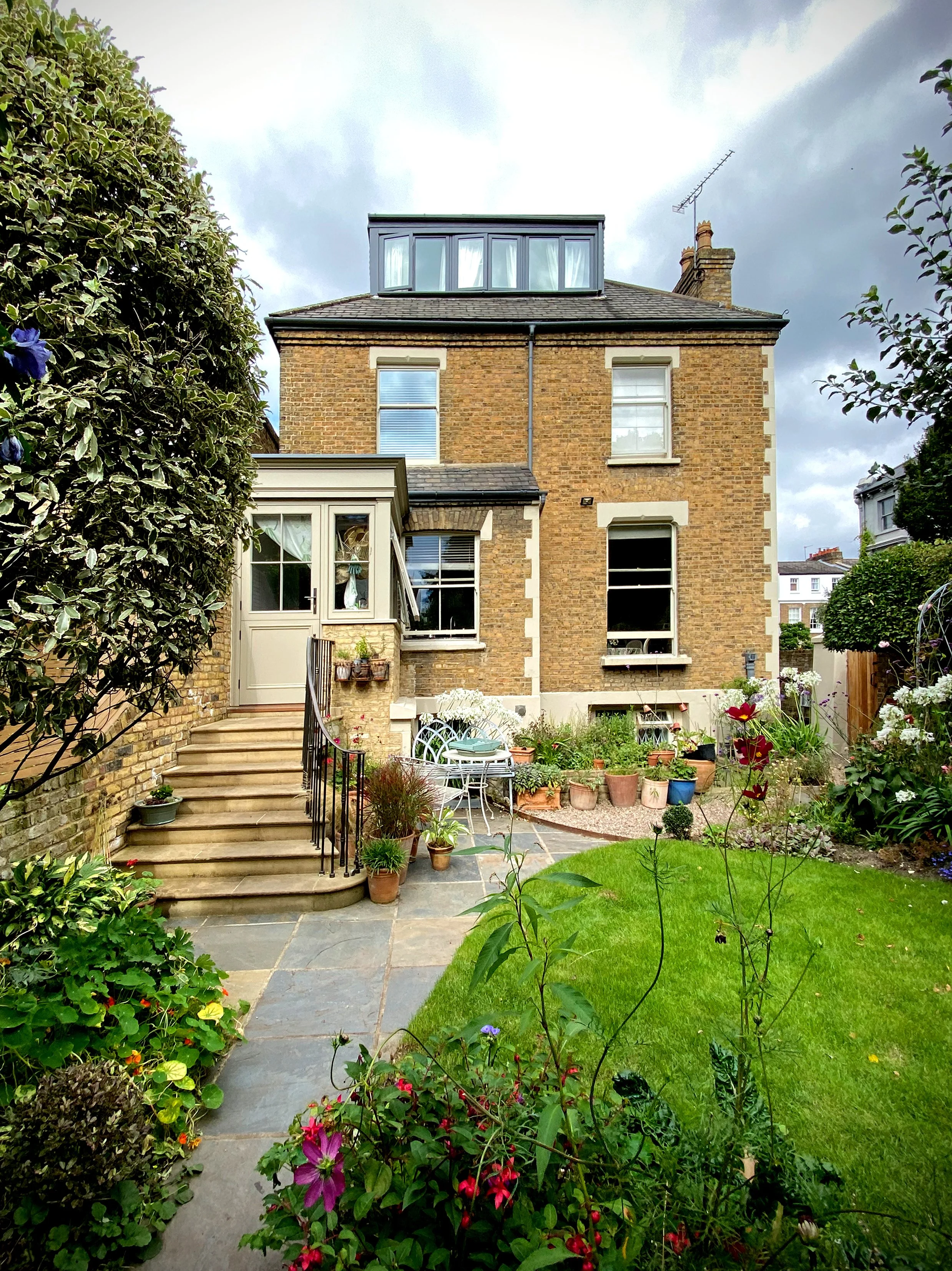 Grove Park Gardens, Chiswick — Graphic Structures