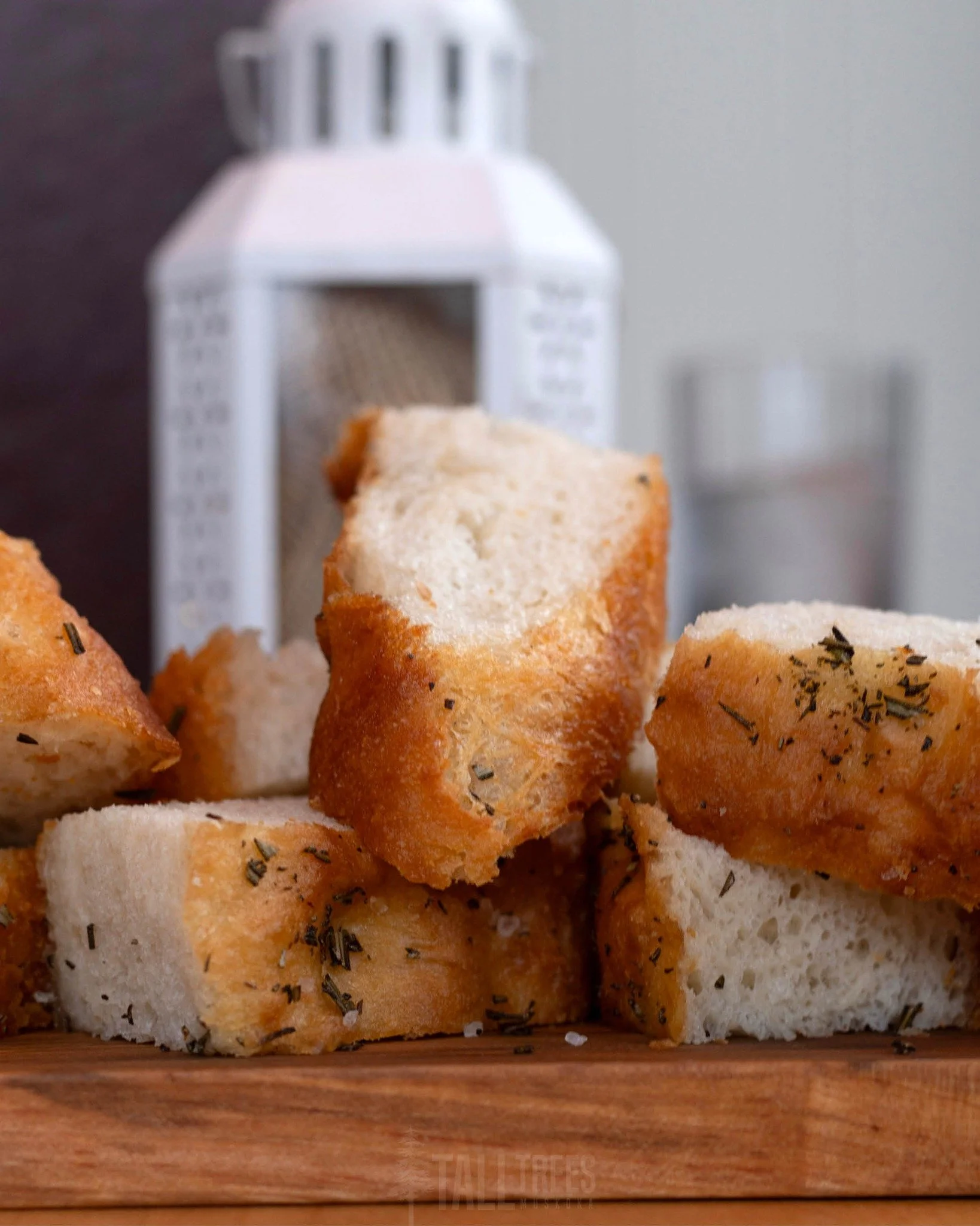 Soft, fresh and flavourful, start every meal at Tall Trees with our house-made focaccia bread! 🥖

Reserve your table online: Link In Bio&uarr;

📍 Tall Trees is located at 87 Main St W, Huntsville
📲 (705) 789-9769

Tall Trees: fresh, delicious dish