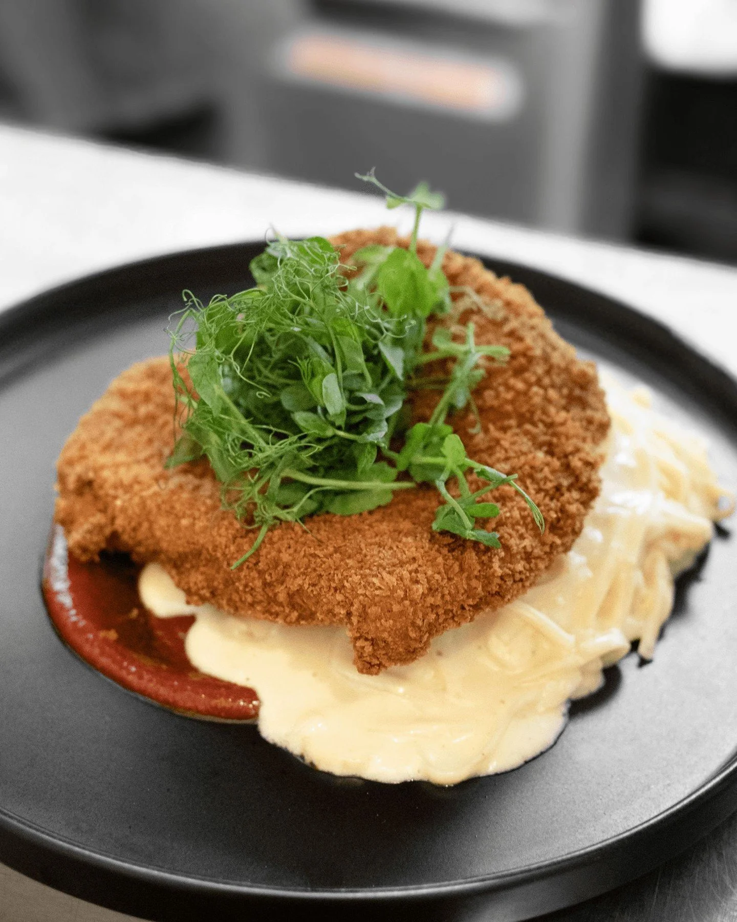 🍷 TONIGHT is Wine &amp; Dine Wednesday&mdash;a thoughtfully curated three-course menu for just $39.99, or $47.99 paired with a glass of Peller Estate red or white wine. 🍽️ 

Not only did we bring back the beloved Navco. Cajun Chicken Fettuccine Alf