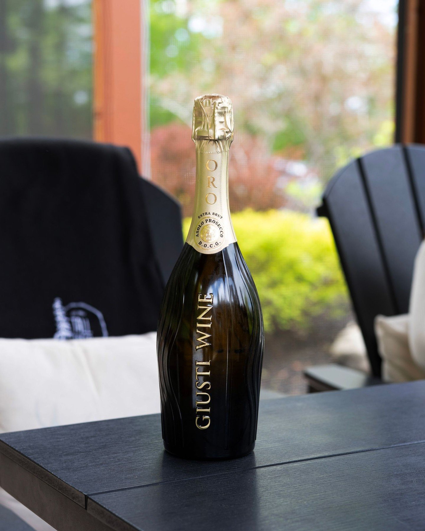You&rsquo;ll fall in love with Asolo Graziana Graddini Guisti Prosecco from the very first sip, just like we did!

Crafted by a master oenologist, this vibrant, fruit-forward sparkling wine earned the prestigious Master title at the 2025 Prosecco Mas