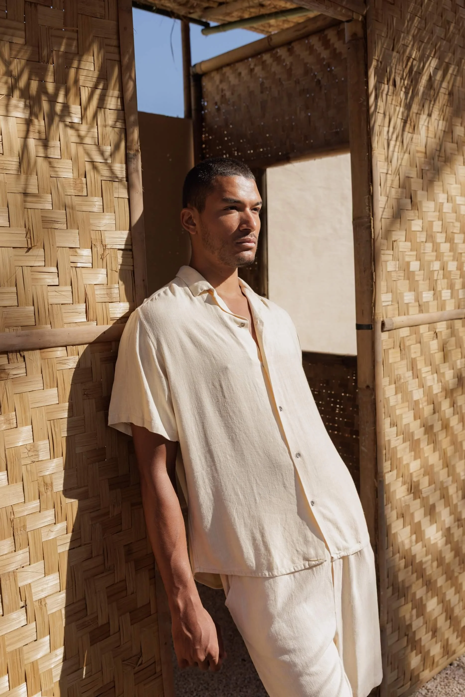 nousa-concept-mens-josep-shirt-linen-viscose-indiana-stone-off-white-side.jpg