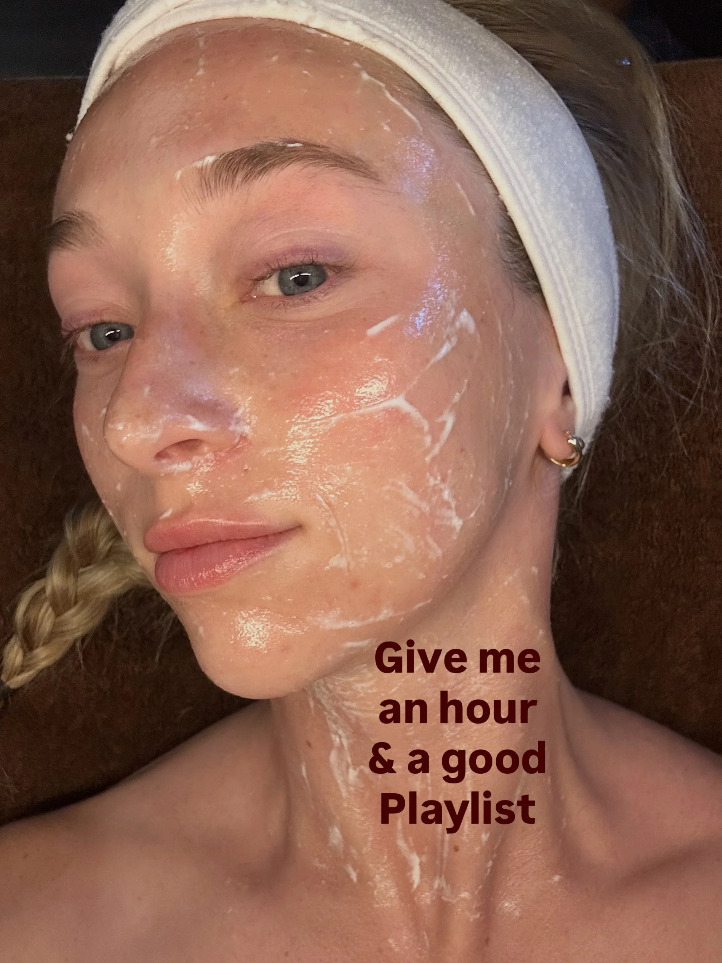 Hand me my microneedling pen, give me 1 hour and control of the playlist&hellip;. 😏

Treatment: Collagen Induction Therapy (microneedling)
*Last video is 1 week post treatment*