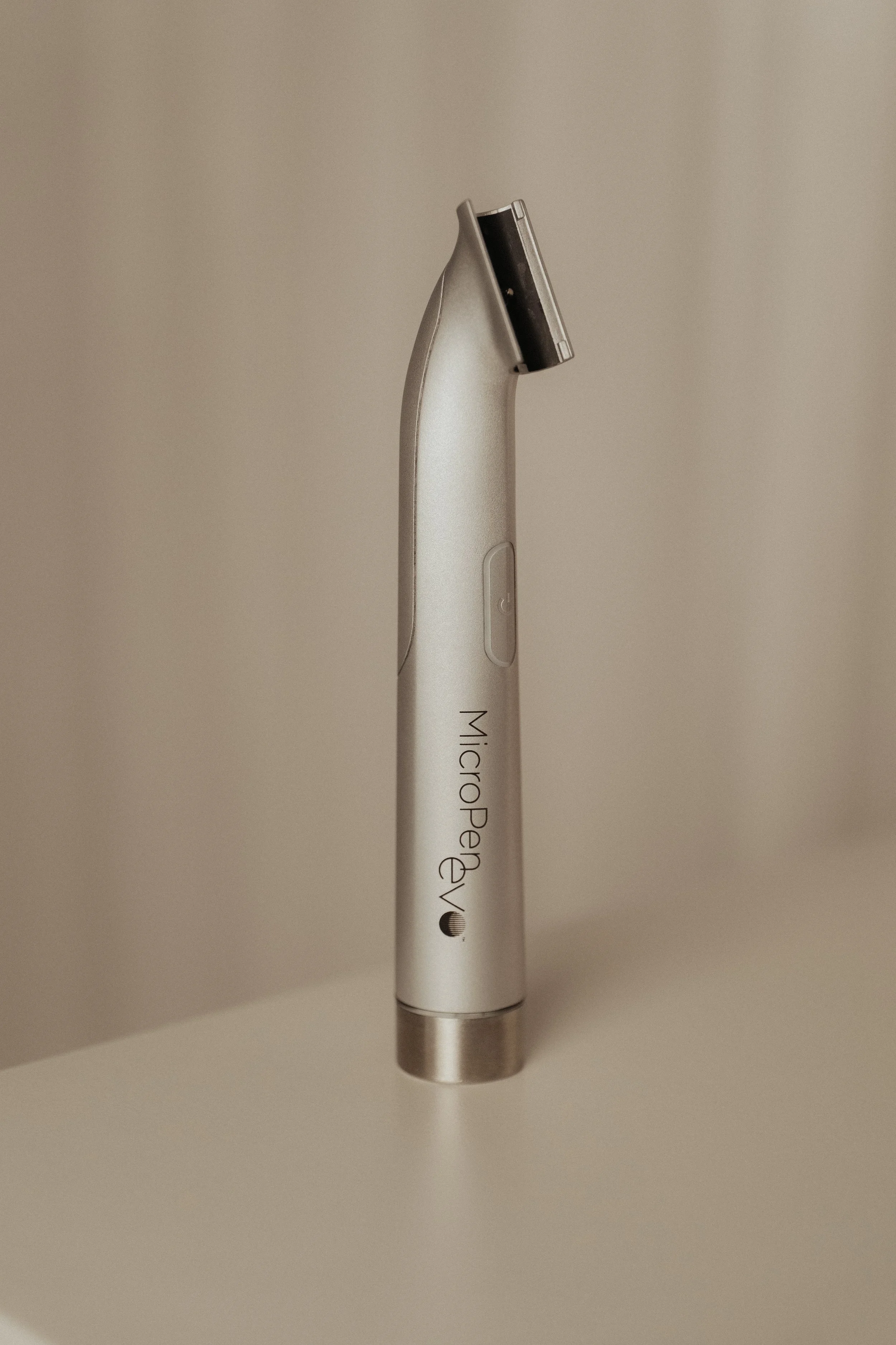 2025-03-PEAU-Microneedling_5.webp