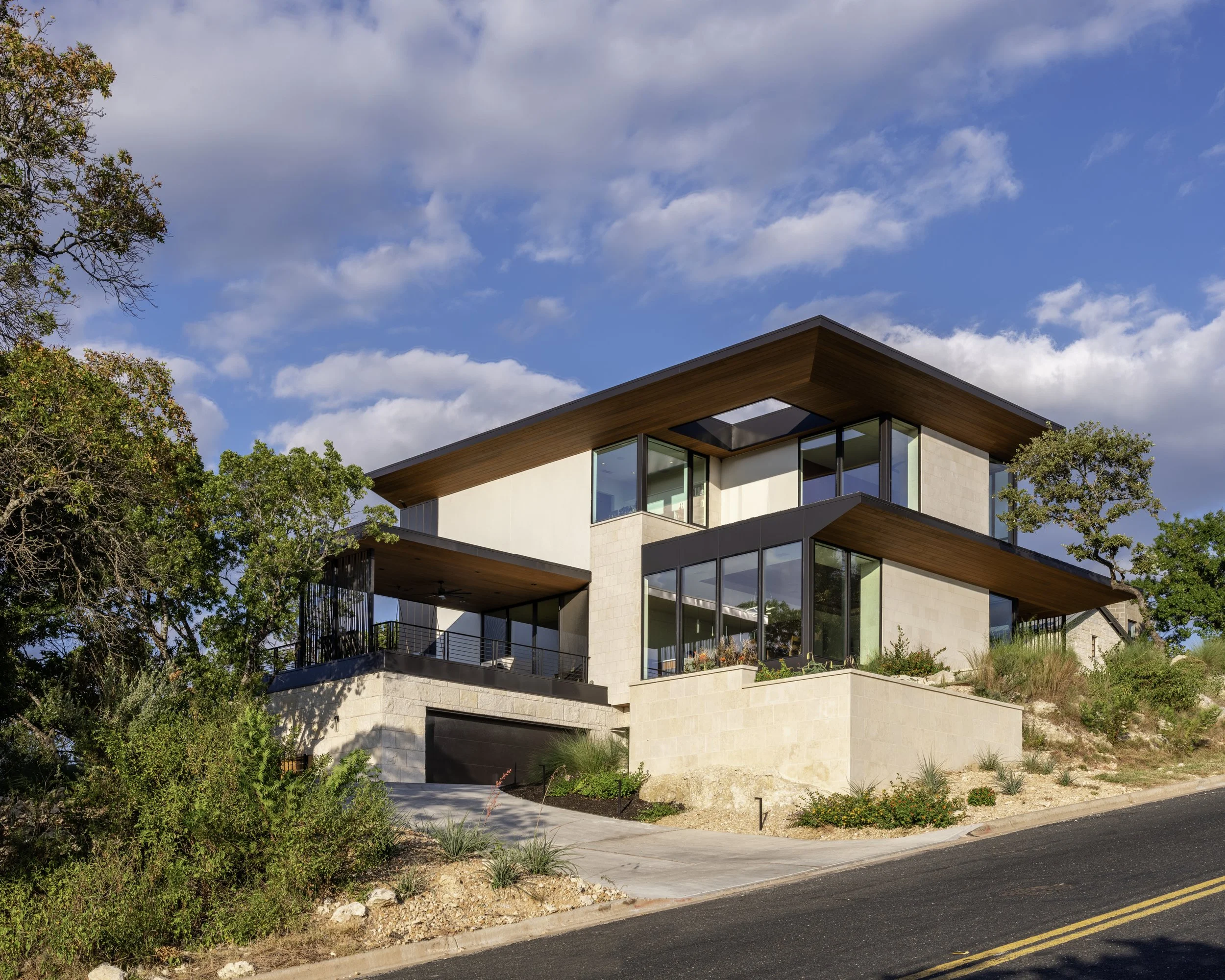 Courtyard — Soledad Builders