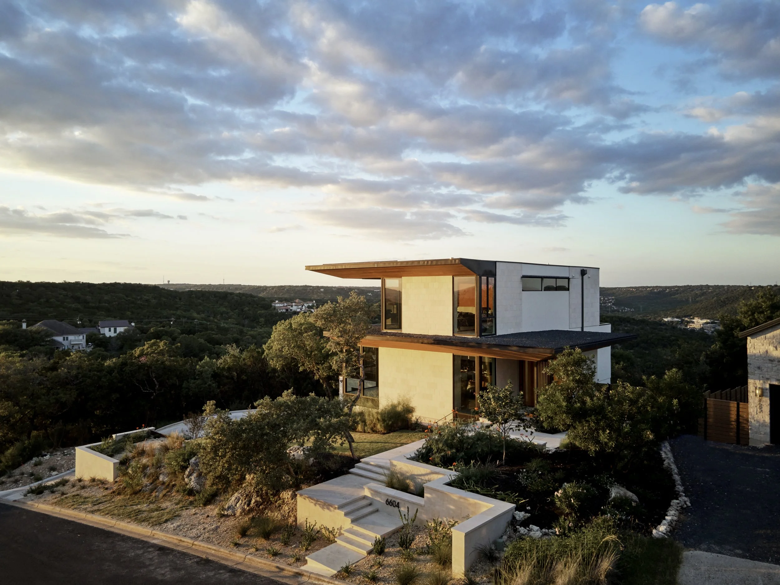 Courtyard — Soledad Builders