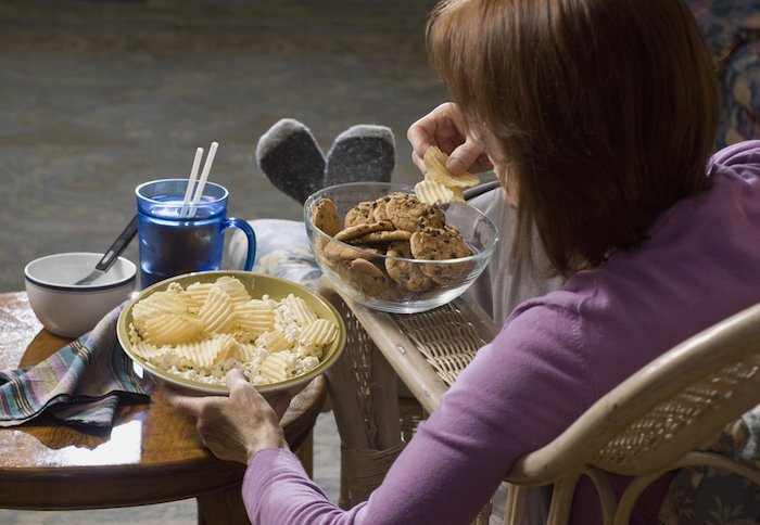 Late-Night Eating: Myth vs. Reality