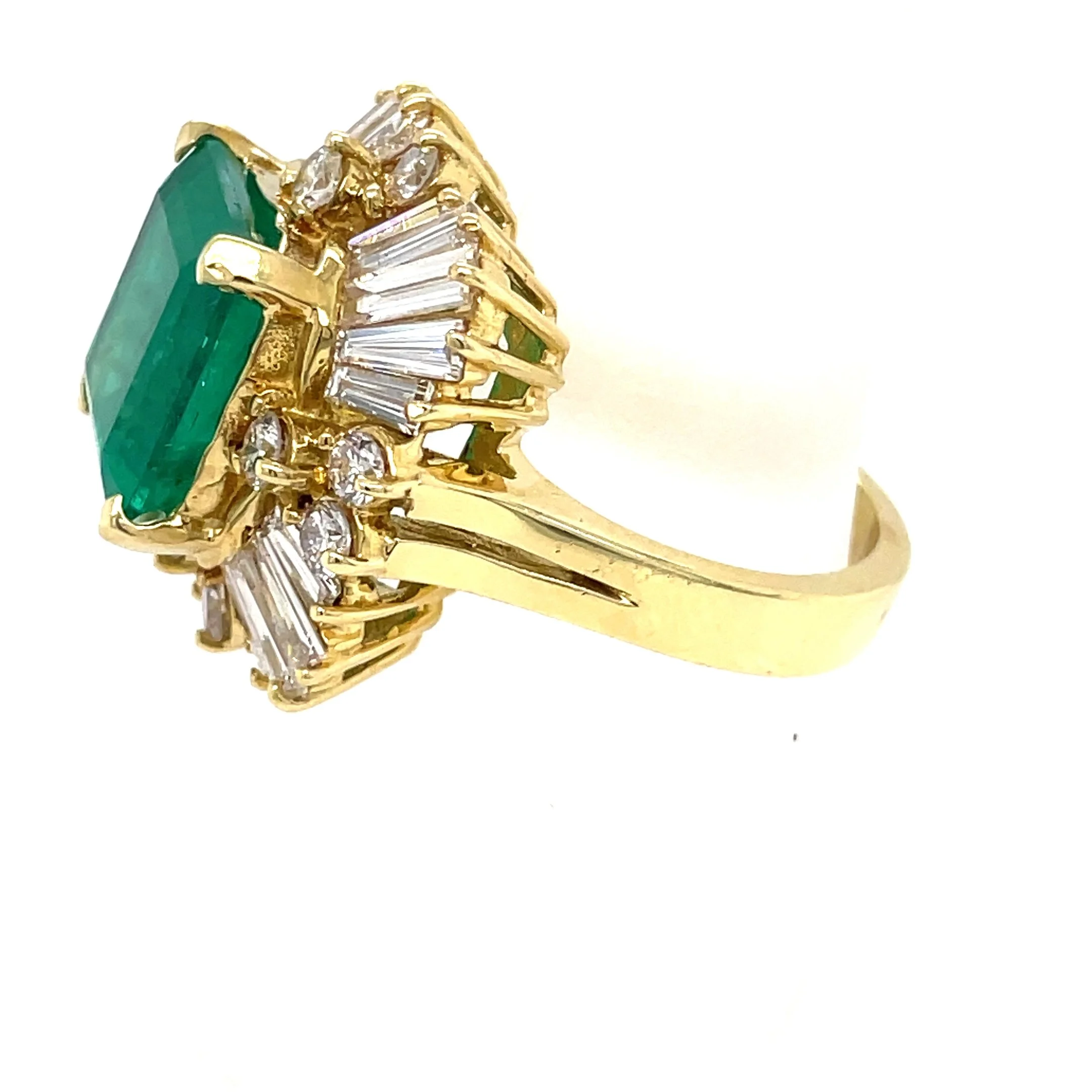 200-1543_18K-Yellow-Gold-7ct-Emerald-Cut-Emerald-Diamond-Ballerina-Halo-Ring-Side-2.jpg