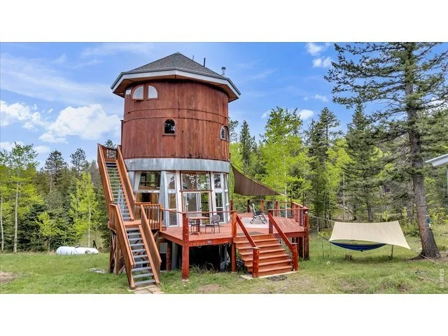 5 Mountain Homes to Escape The Heat
