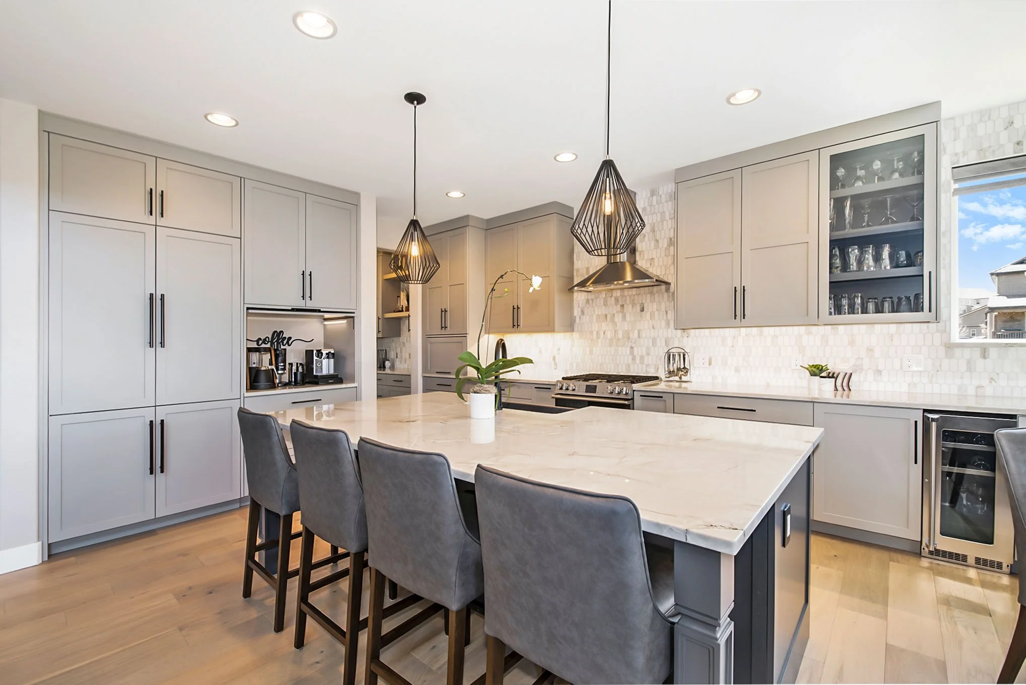 kitchen2.jpg