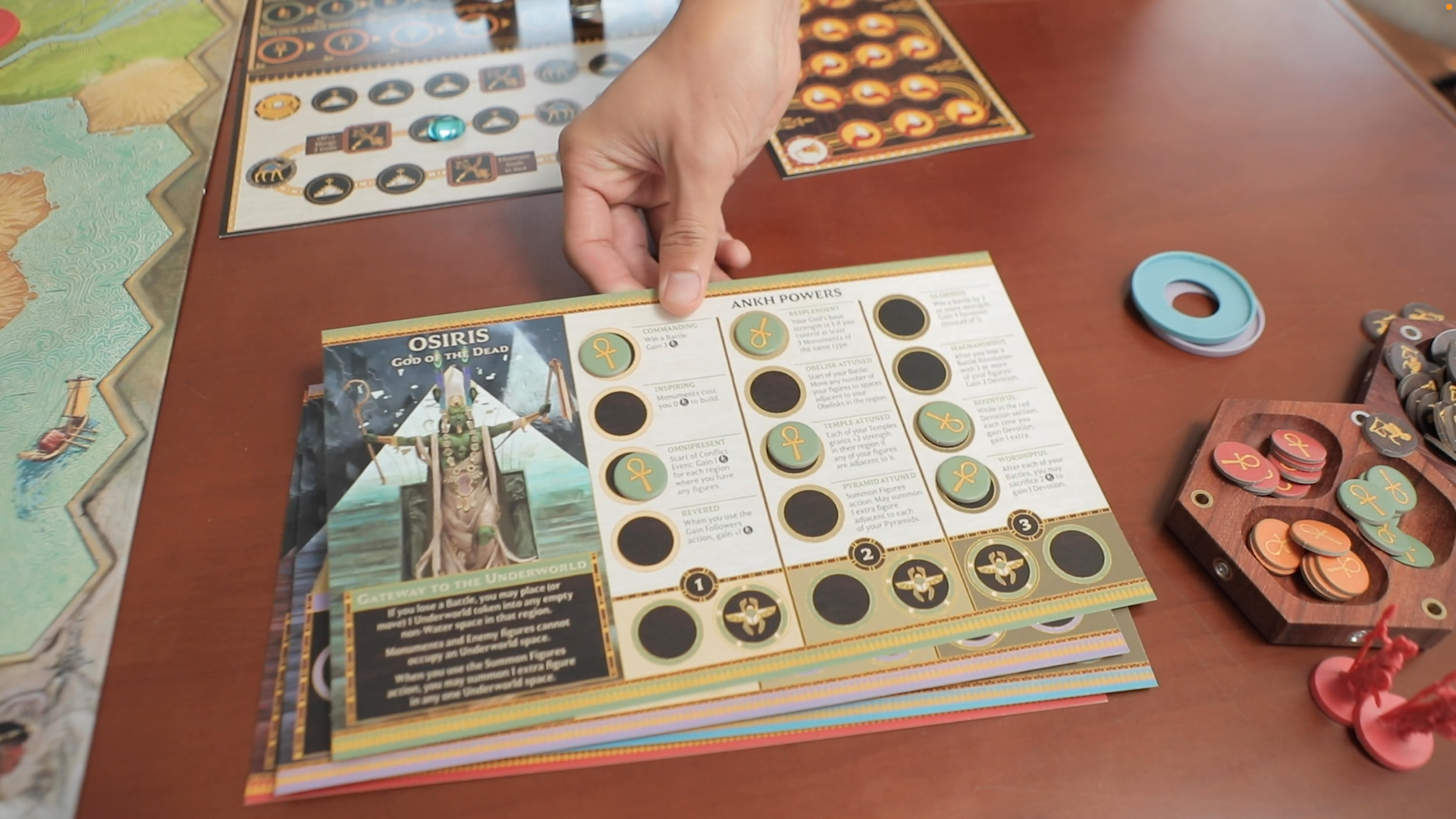 5 different Egyptian gods to play.