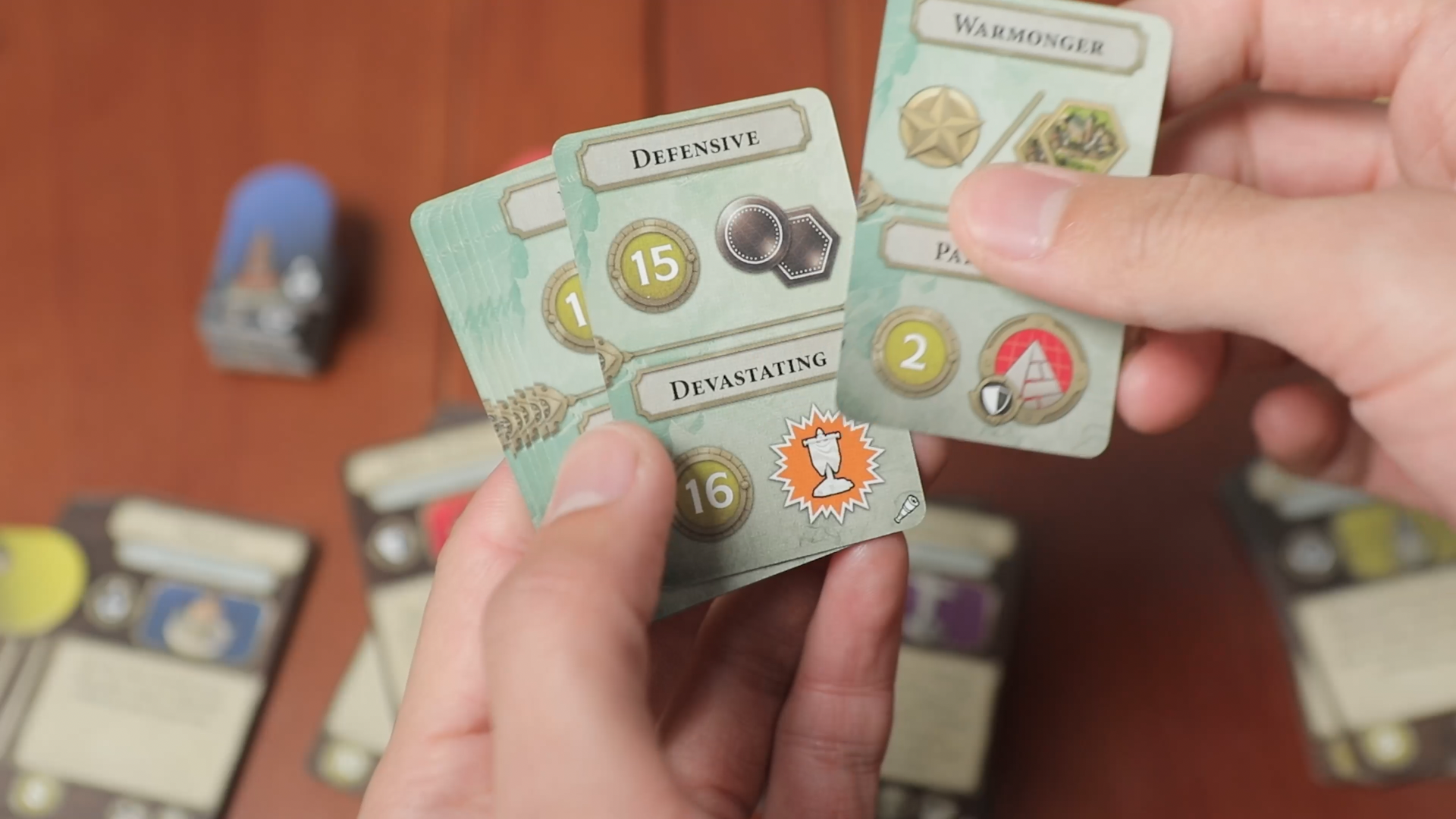 Race to fulfill either side of 3 randomized objectives, then 2 map specific ones.