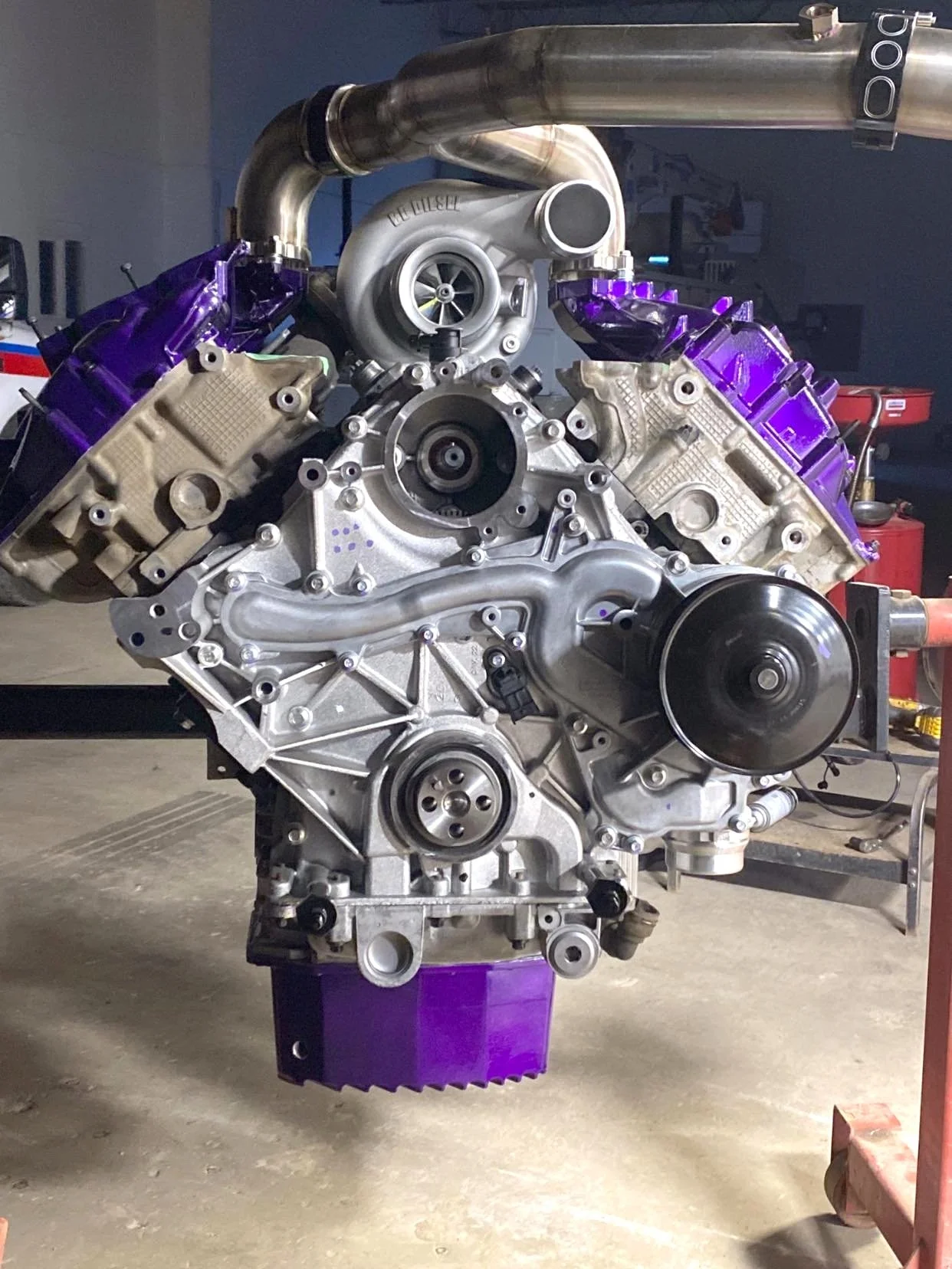 6.7+engine.jpg