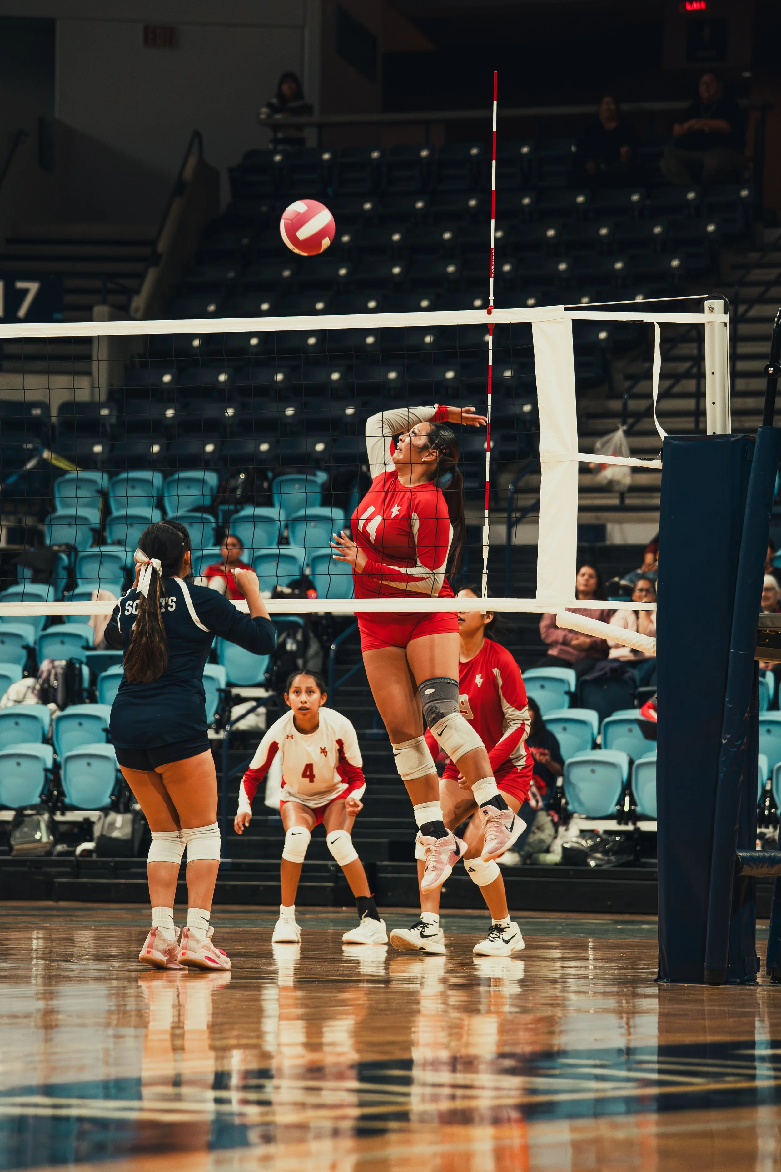 Aniyah-Volleyball-WindowRock-Game-15.jpg