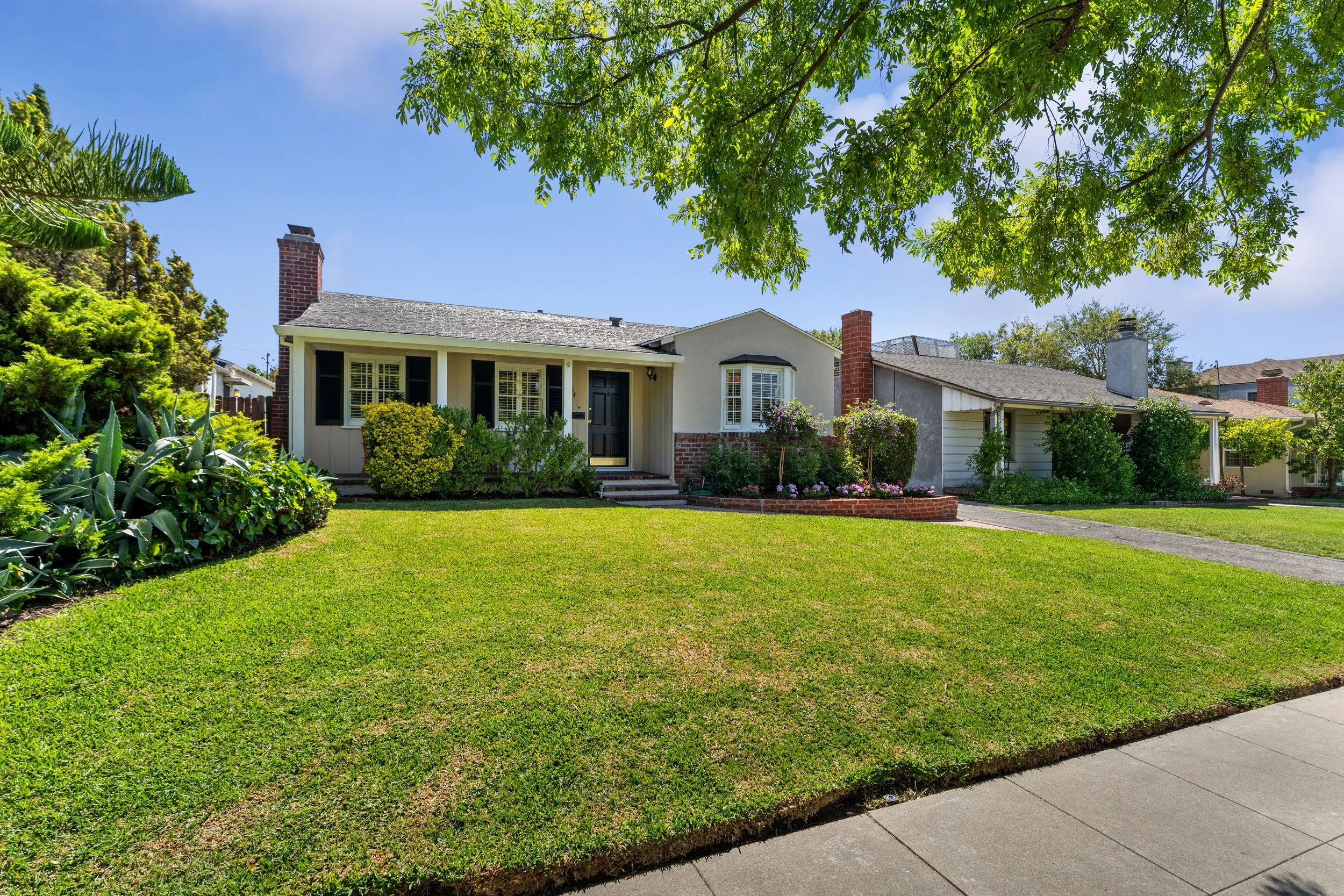 604 N. Sunnyslope Avenue | Pasadena, 91107 (SOLD COE - 9/22/25)