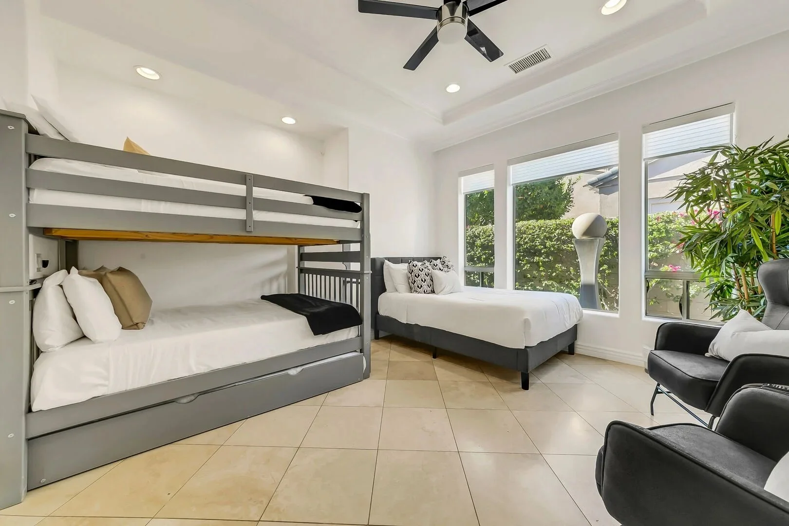 airbnb_photo_122.jpg