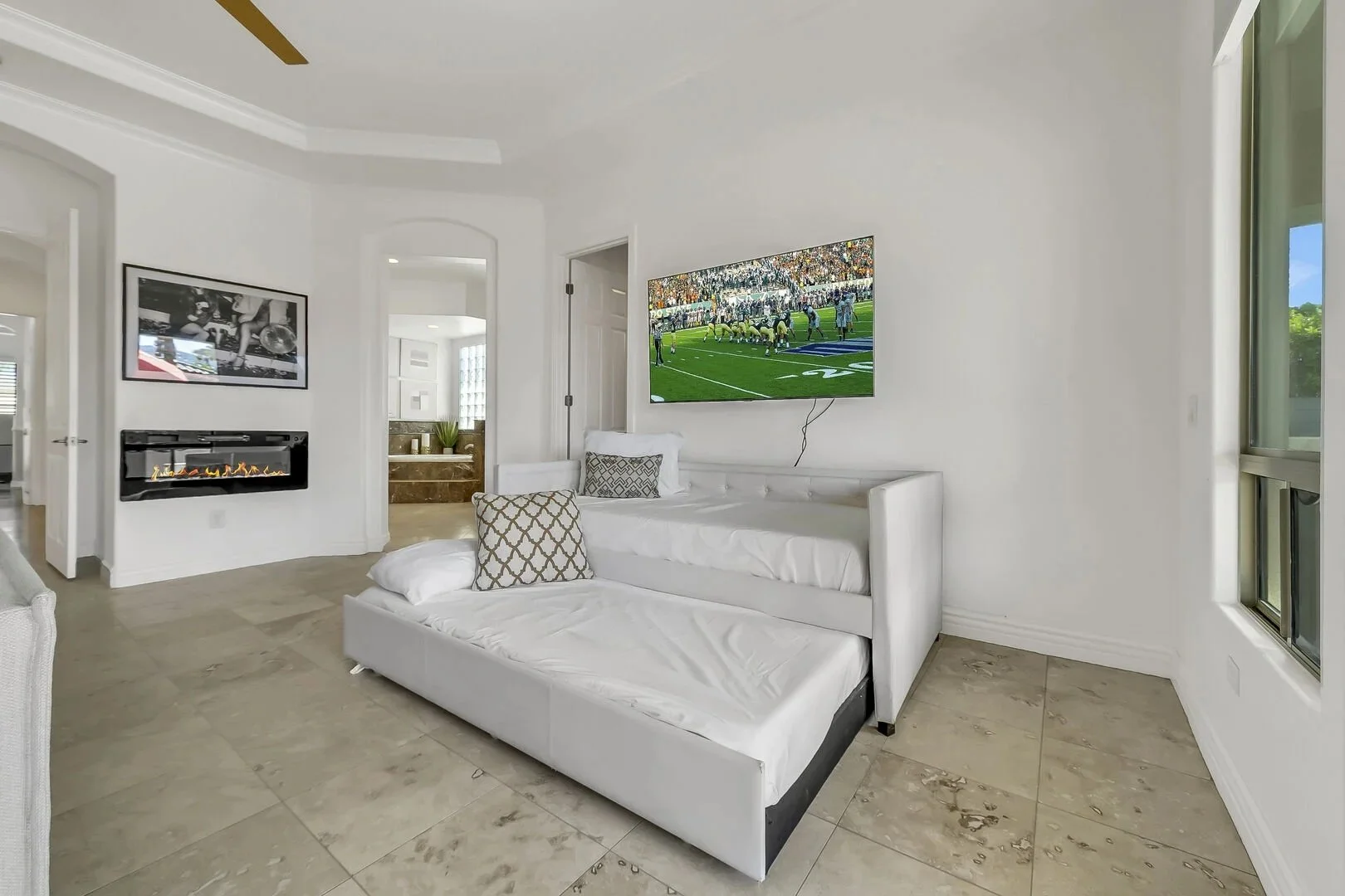 airbnb_photo_052.jpg